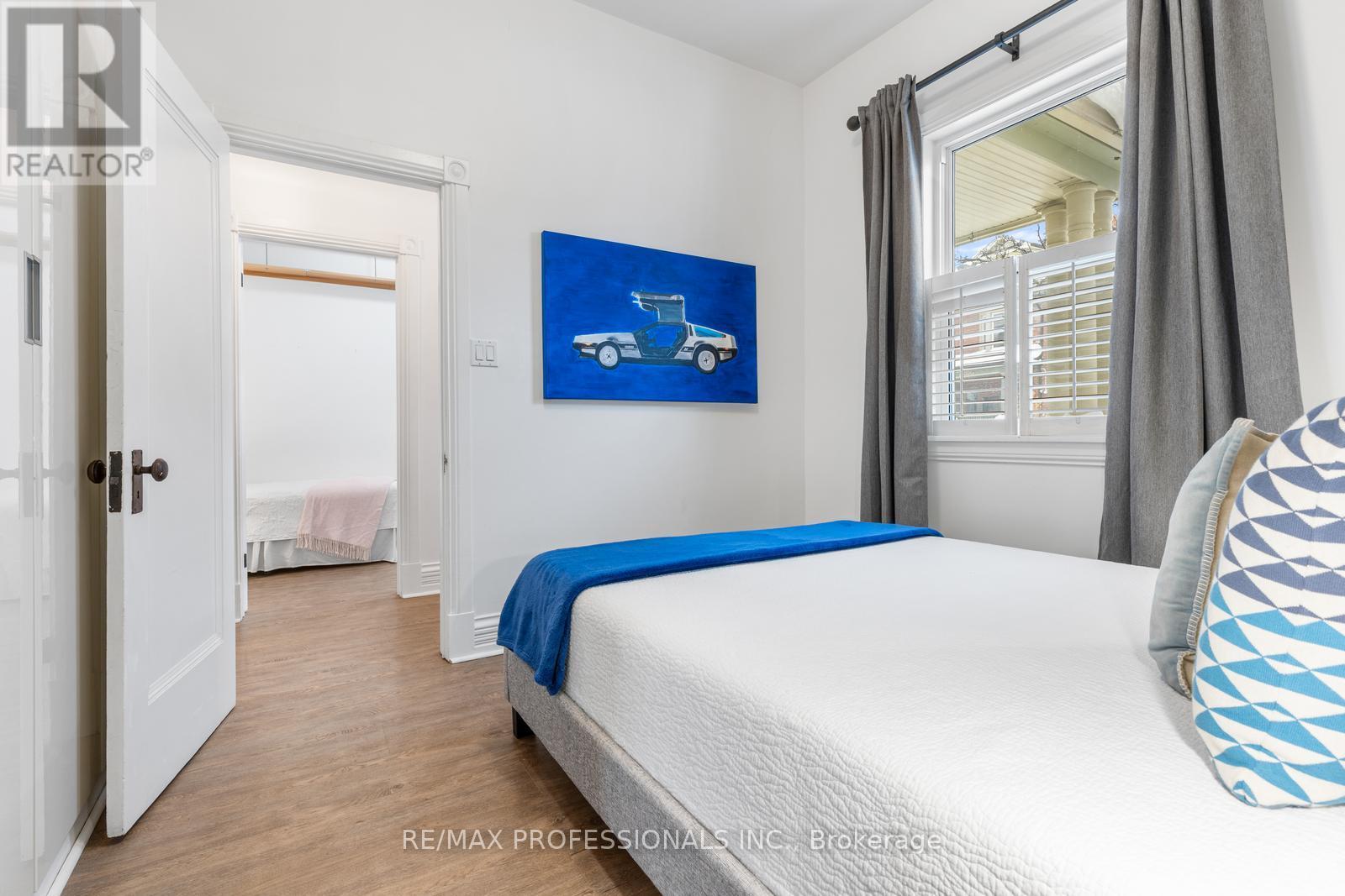 114 Manning Avenue, Toronto, Ontario  M6J 2K5 - Photo 21 - C12713206