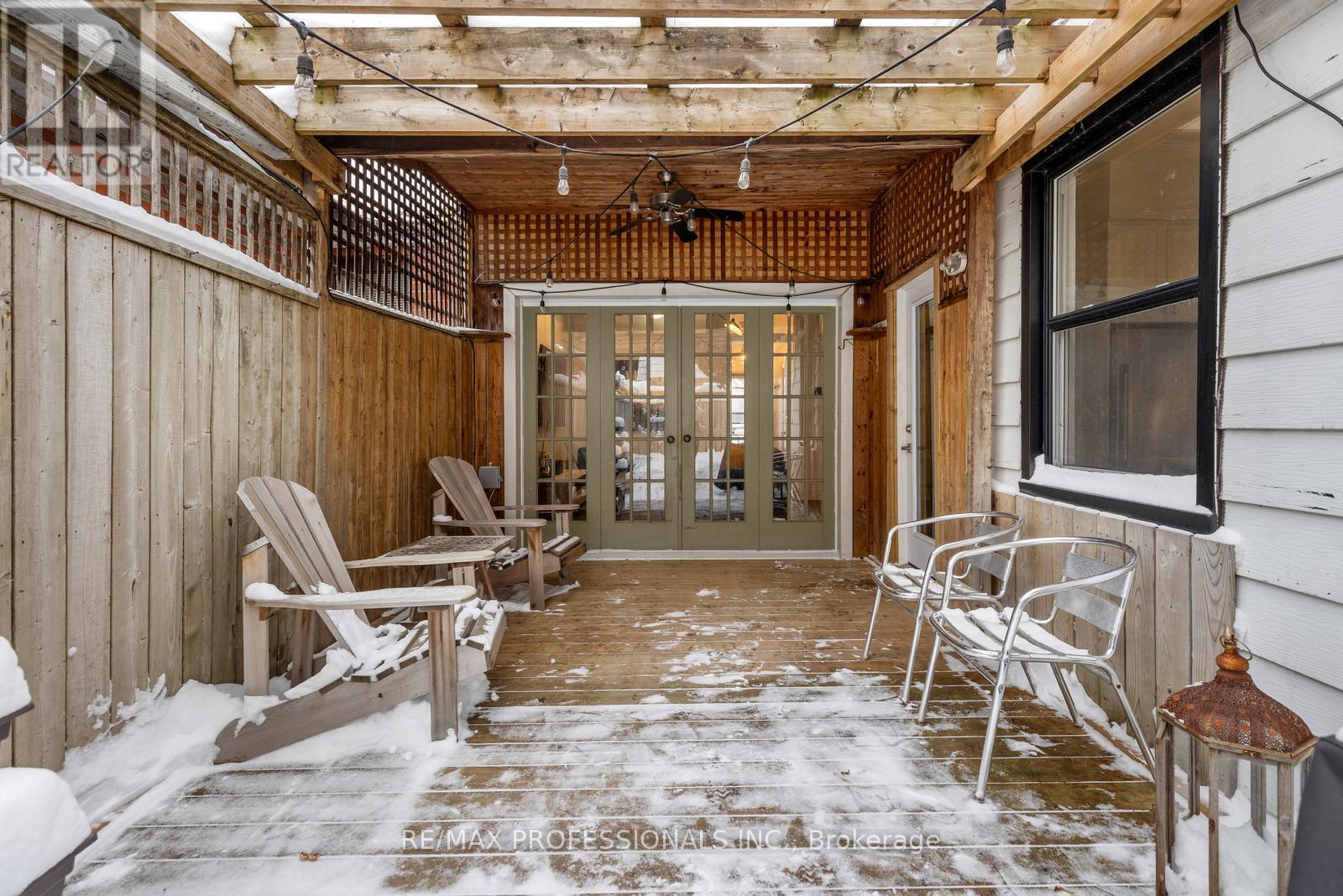 114 Manning Avenue, Toronto, Ontario  M6J 2K5 - Photo 30 - C12713206