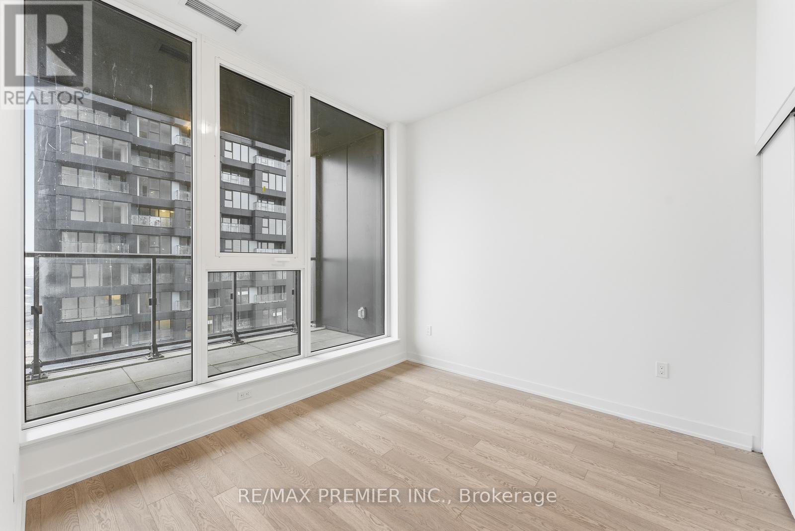 4303 - 950 Portage Parkway, Vaughan, Ontario  L4K 0L1 - Photo 13 - N12712998