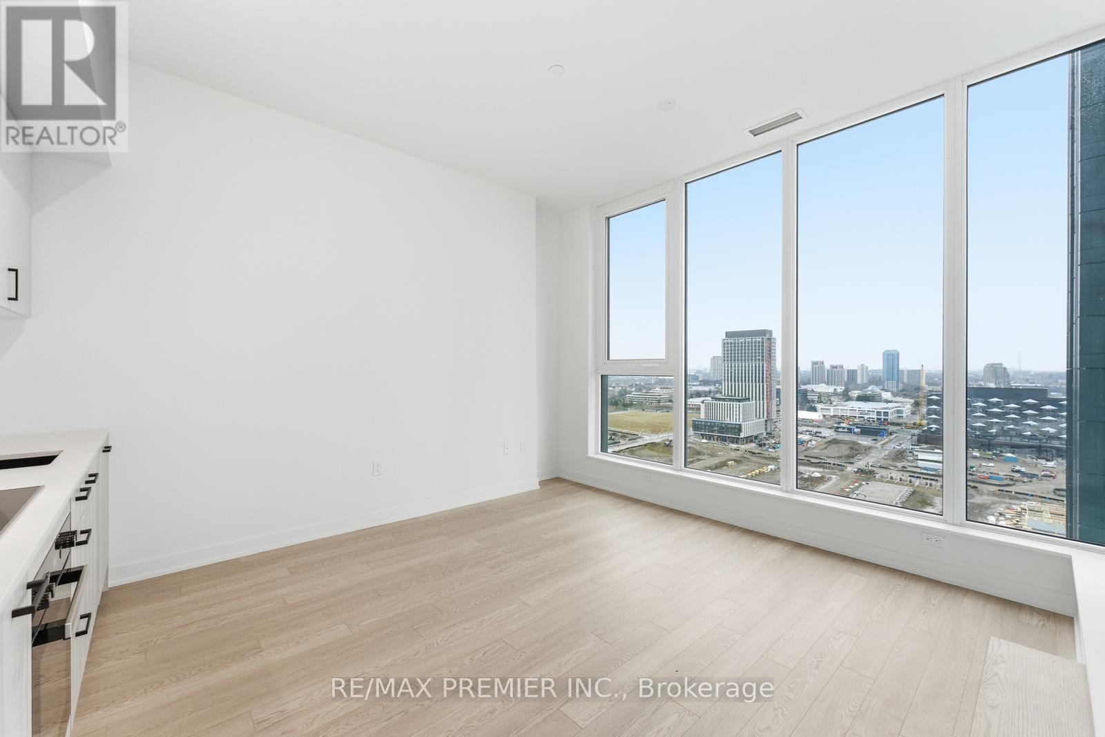 4303 - 950 Portage Parkway, Vaughan, Ontario  L4K 0L1 - Photo 5 - N12712998