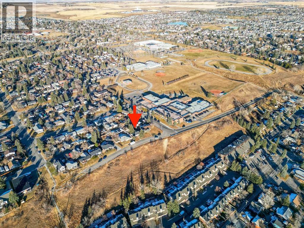 30 Crescent Road E, Okotoks, Alberta  T1S 1G4 - Photo 45 - A2271455