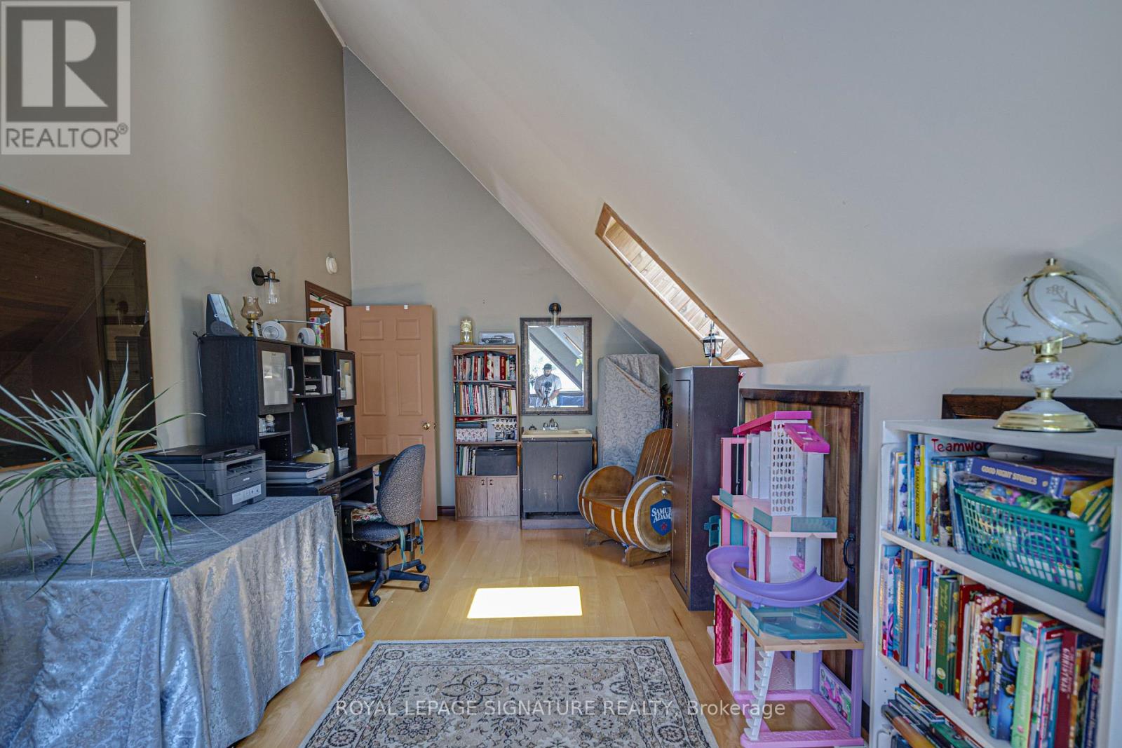 153 Stanley Road, Kawartha Lakes, Ontario  K0M 2T0 - Photo 18 - X12498714