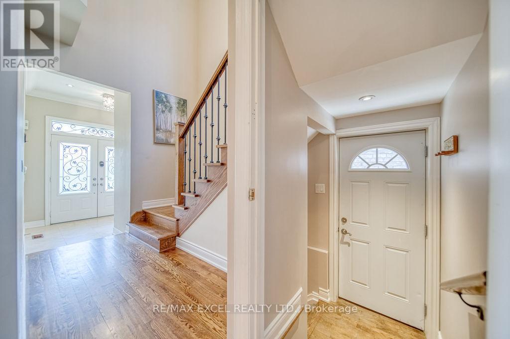 166 Townsgate Drive, Vaughan, Ontario  L4J 8J5 - Photo 33 - N12713266