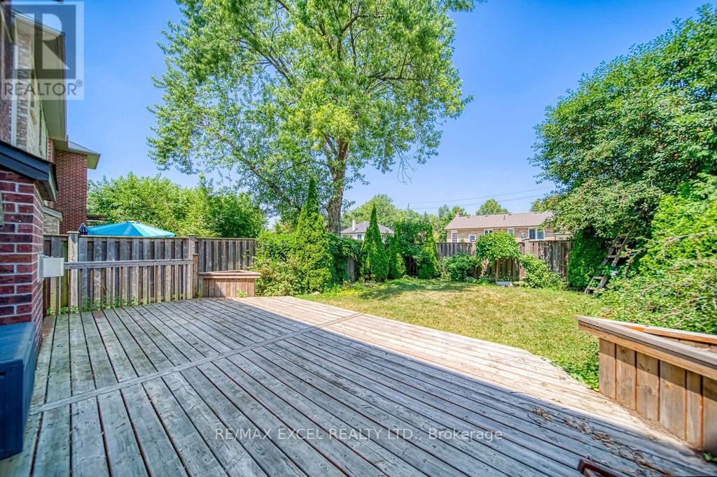 166 Townsgate Drive, Vaughan, Ontario  L4J 8J5 - Photo 41 - N12713266