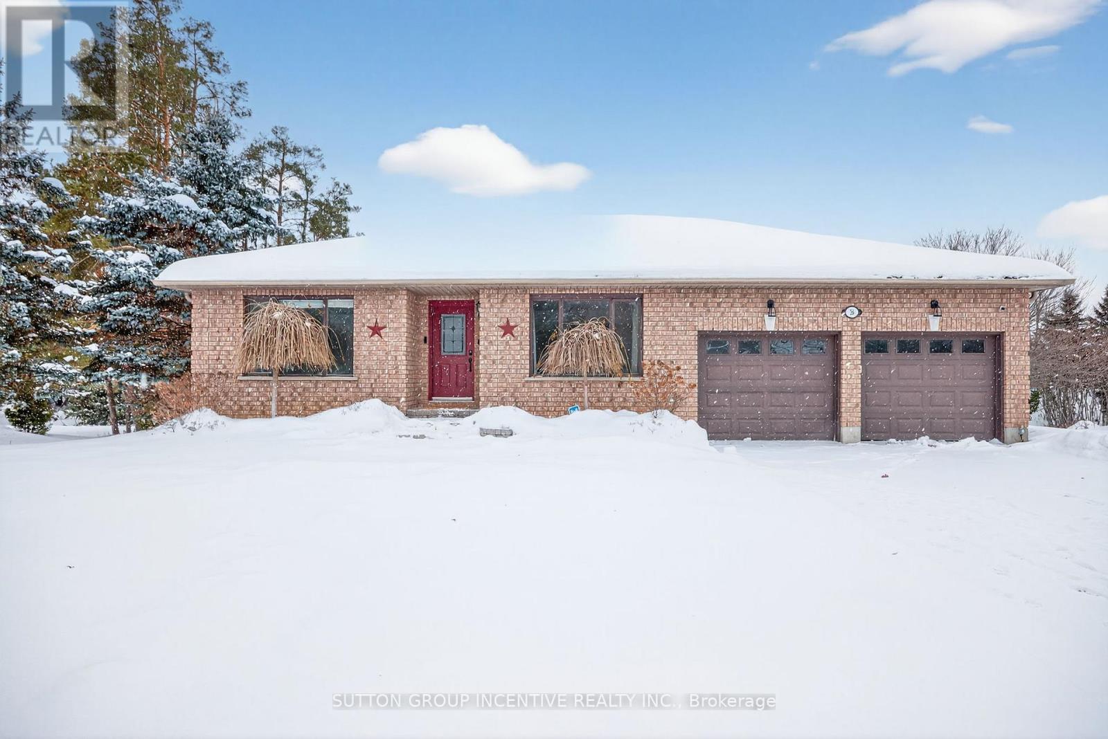 36 Nicholson Crescent, Springwater, Ontario  L9X 0G9 - Photo 2 - S12713196