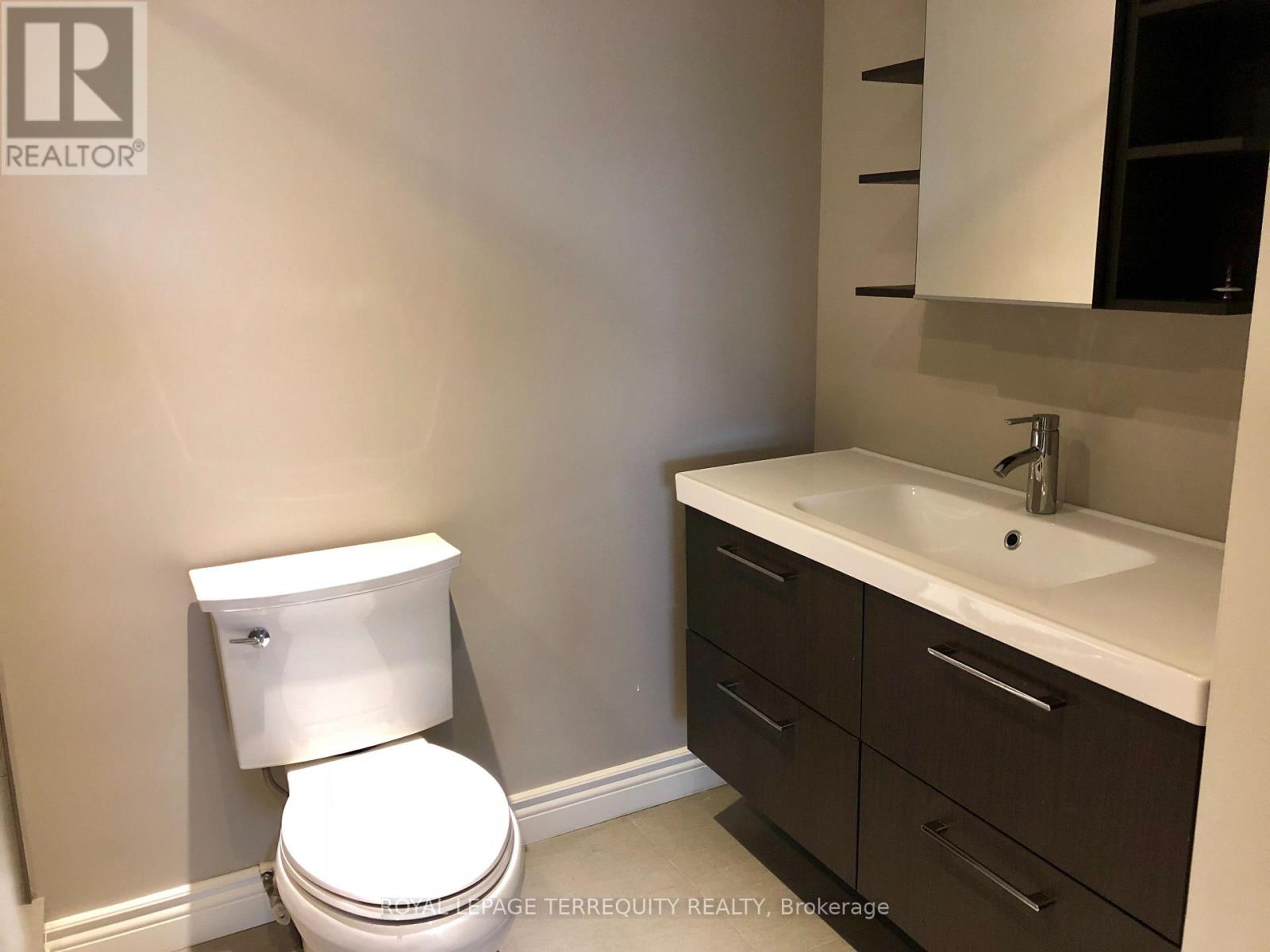 314 - 102 Bronte Road, Oakville, Ontario  L6L 6J5 - Photo 15 - W12713228