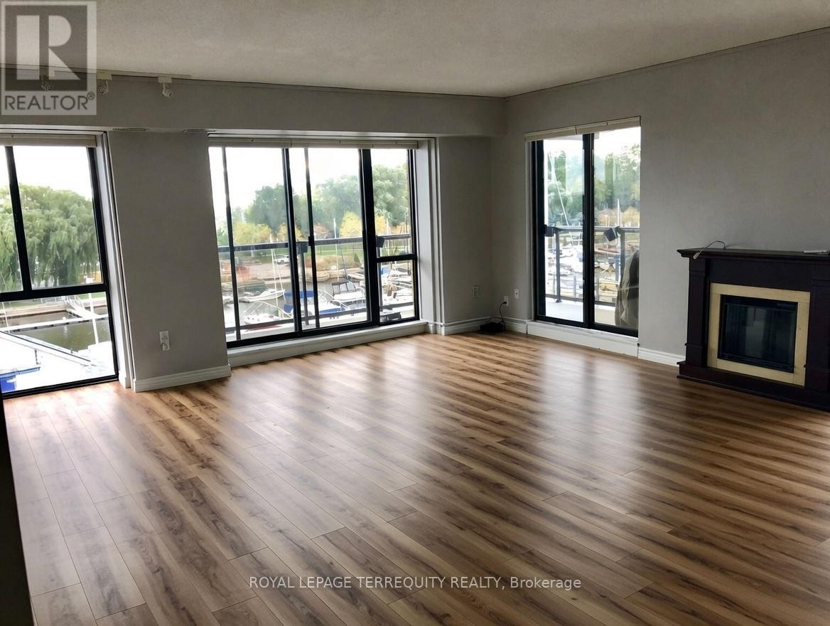 314 - 102 Bronte Road, Oakville, Ontario  L6L 6J5 - Photo 5 - W12713228