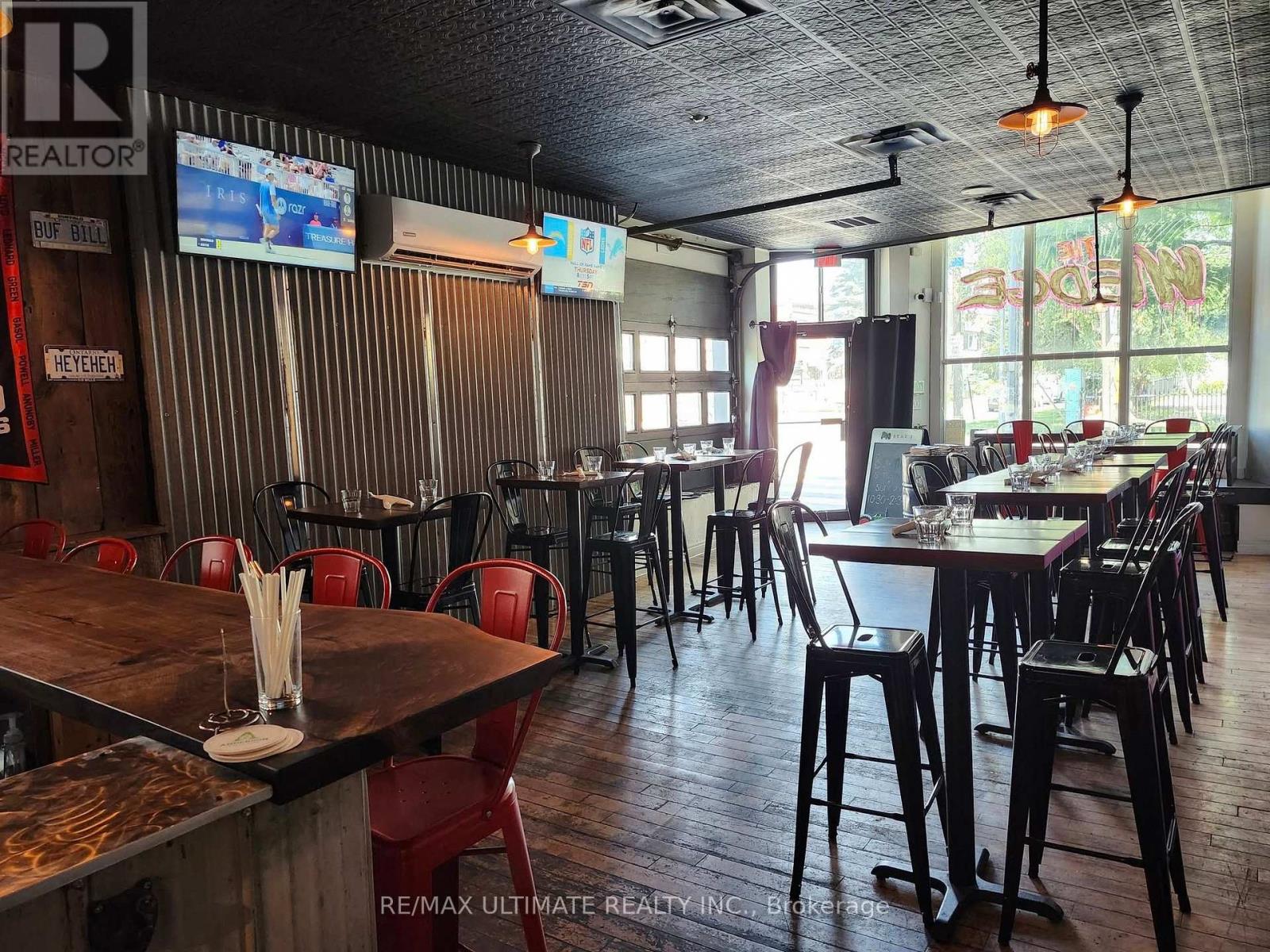 1627 Dupont Street, Toronto, Ontario  M6P 3S8 - Photo 3 - W12713232