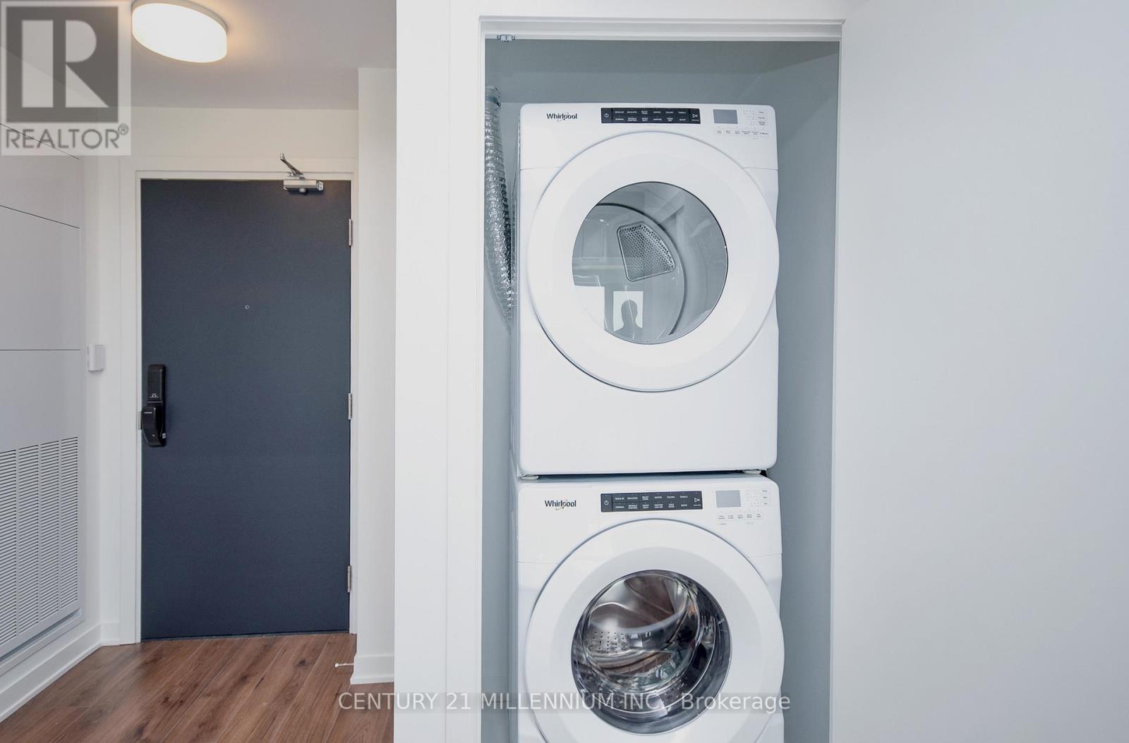 810 - 405 Dundas Street W, Oakville (Go Glenorchy), Ontario  L6M 5P9 - Photo 16 - W12713234