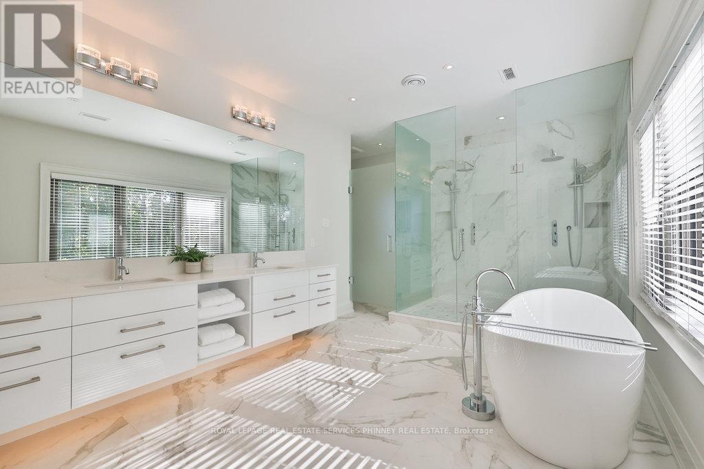 1456 Applewood Road, Mississauga, Ontario  L5E 2M1 - Photo 22 - W12713248