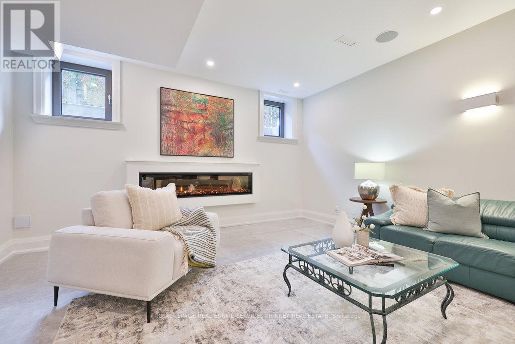 1456 Applewood Road, Mississauga, Ontario  L5E 2M1 - Photo 42 - W12713248