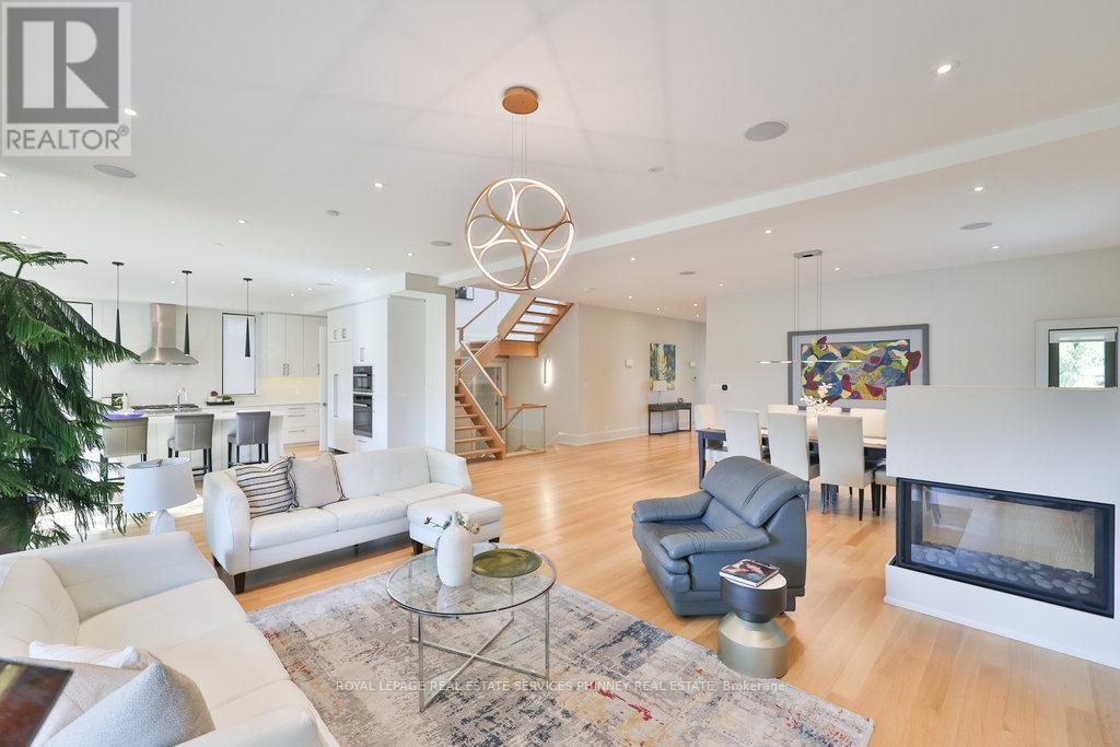 1456 Applewood Road, Mississauga, Ontario  L5E 2M1 - Photo 7 - W12713248