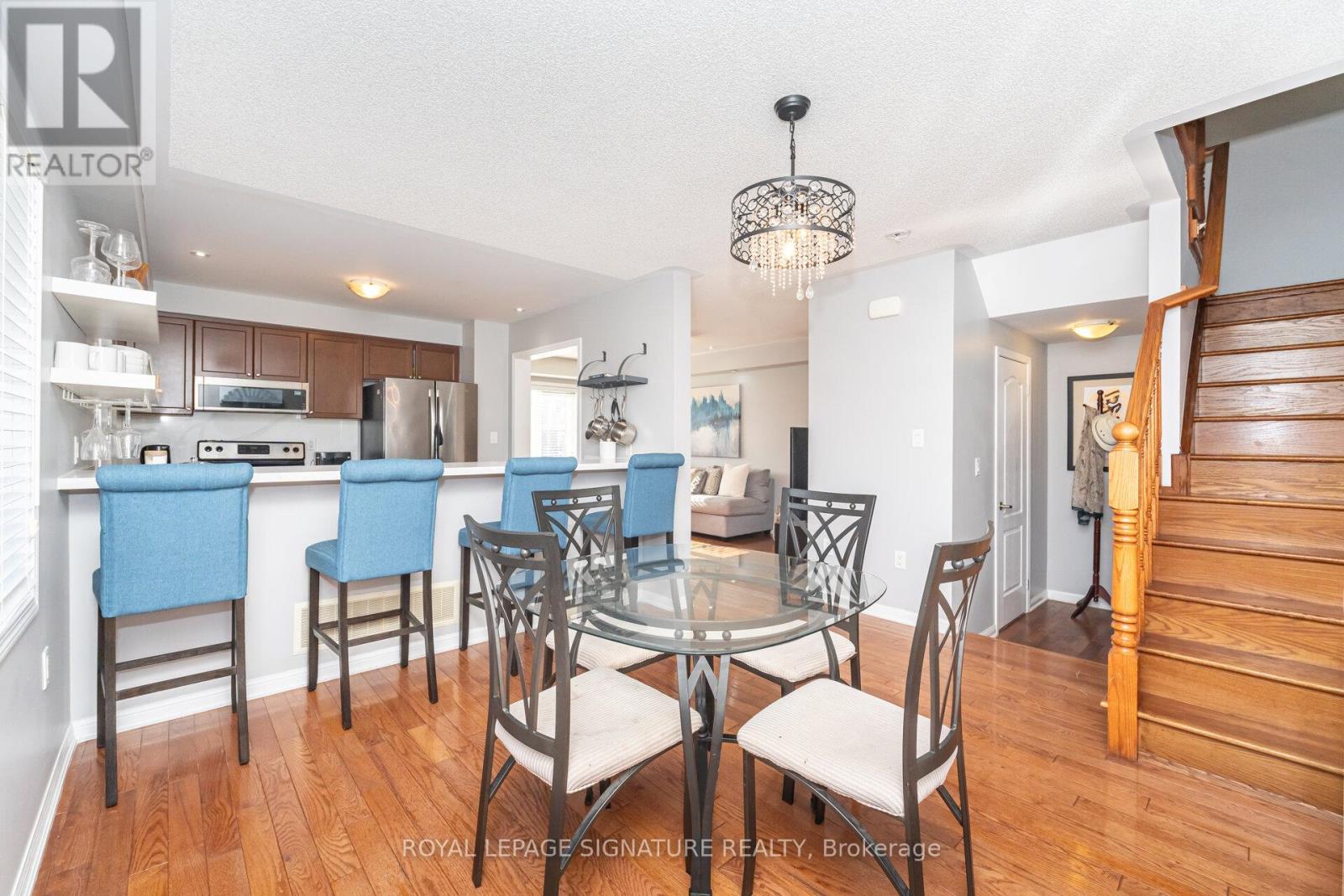 6 Baby Pointe Trail, Brampton, Ontario  L7A 0W1 - Photo 12 - W12713254