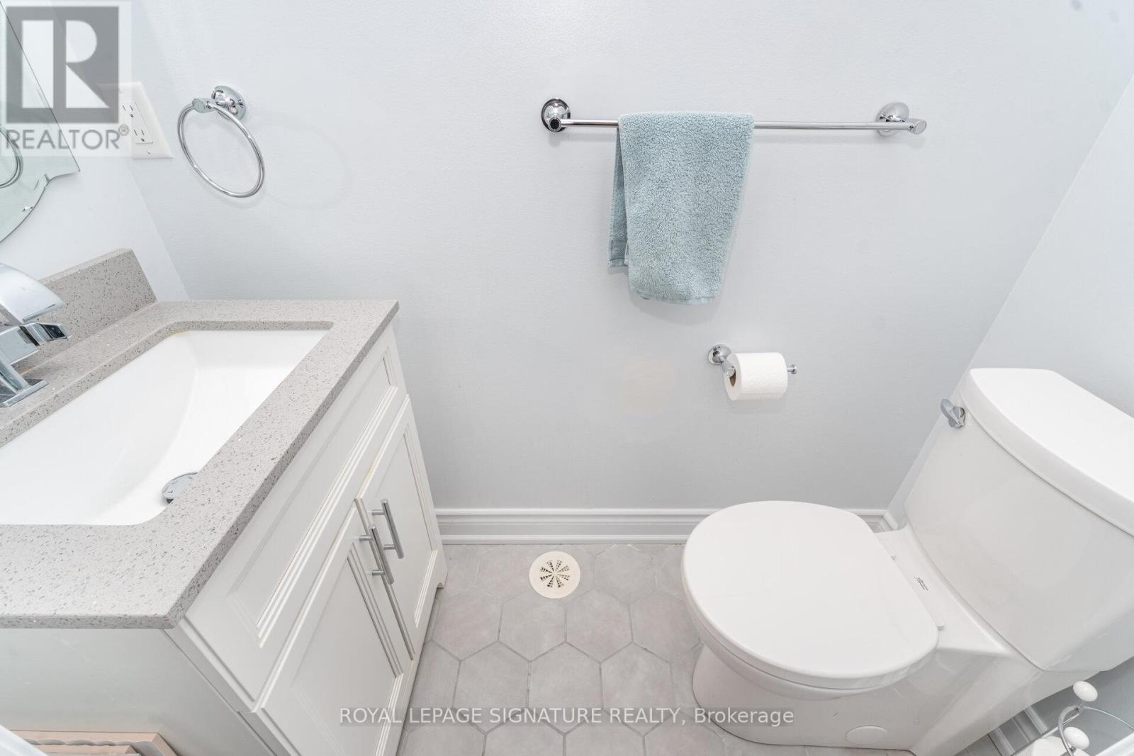 6 Baby Pointe Trail, Brampton, Ontario  L7A 0W1 - Photo 20 - W12713254