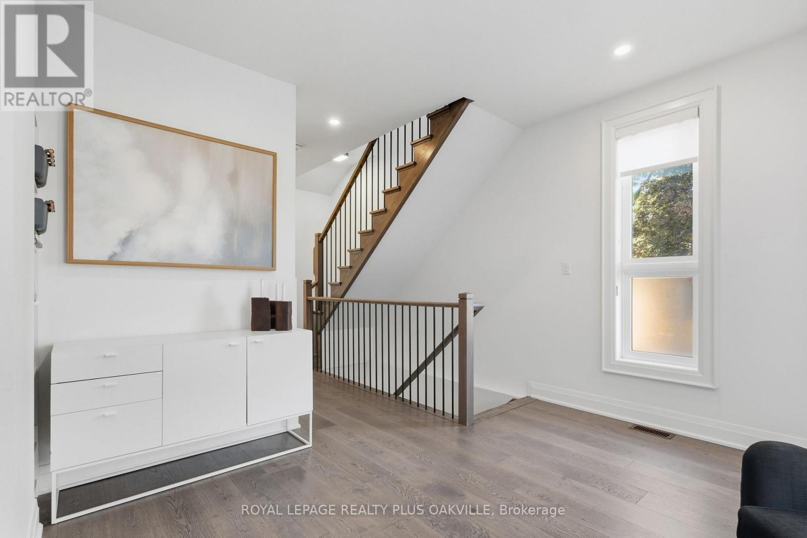 3228 Ellyn Common, Burlington, Ontario  L7N 0A3 - Photo 9 - W12713278