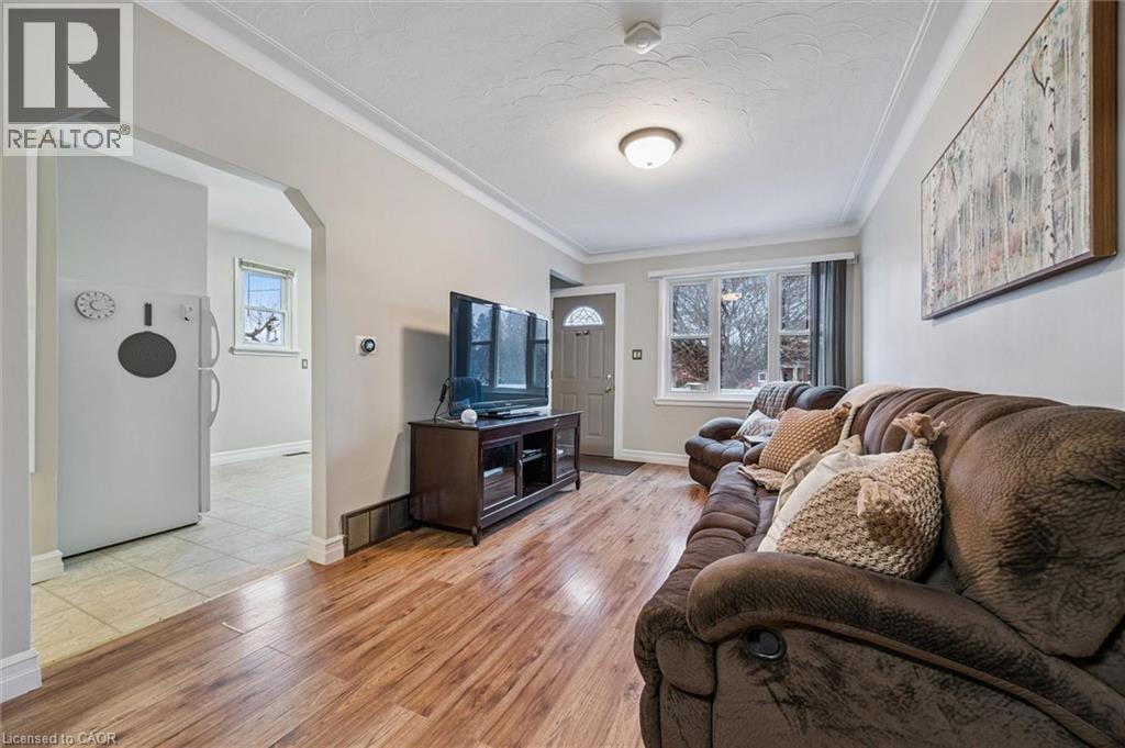 7 Elmwood Avenue, Cambridge, Ontario  N1R 4X7 - Photo 11 - 40798100