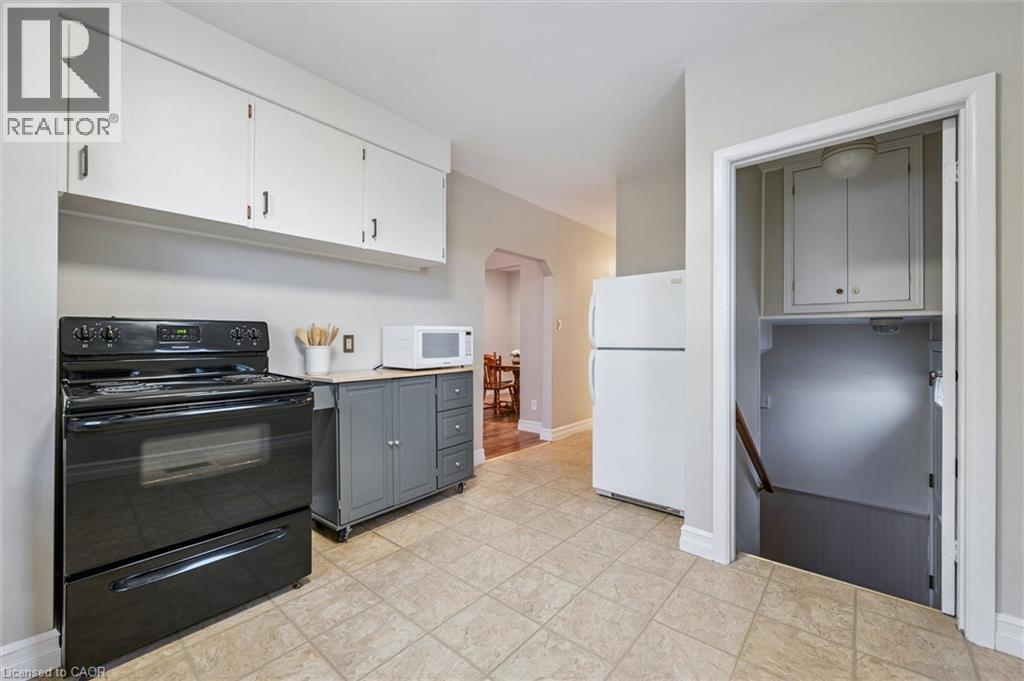 7 Elmwood Avenue, Cambridge, Ontario  N1R 4X7 - Photo 14 - 40798100