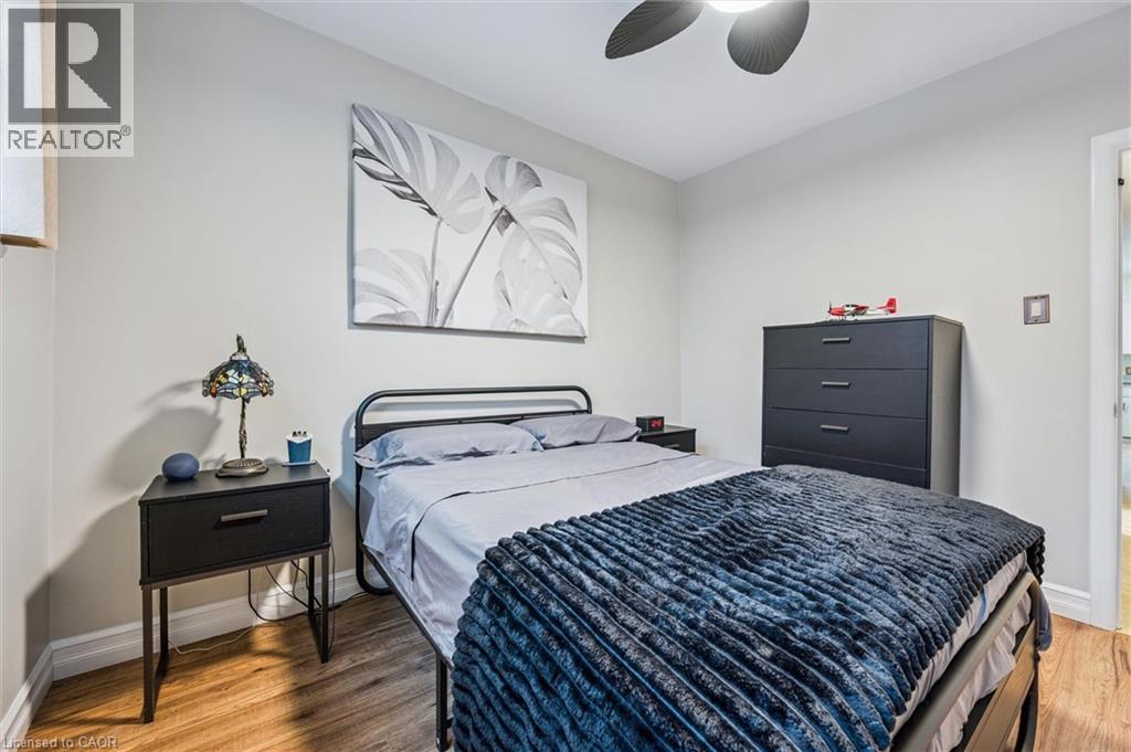 7 Elmwood Avenue, Cambridge, Ontario  N1R 4X7 - Photo 17 - 40798100