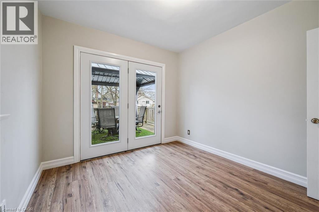 7 Elmwood Avenue, Cambridge, Ontario  N1R 4X7 - Photo 20 - 40798100