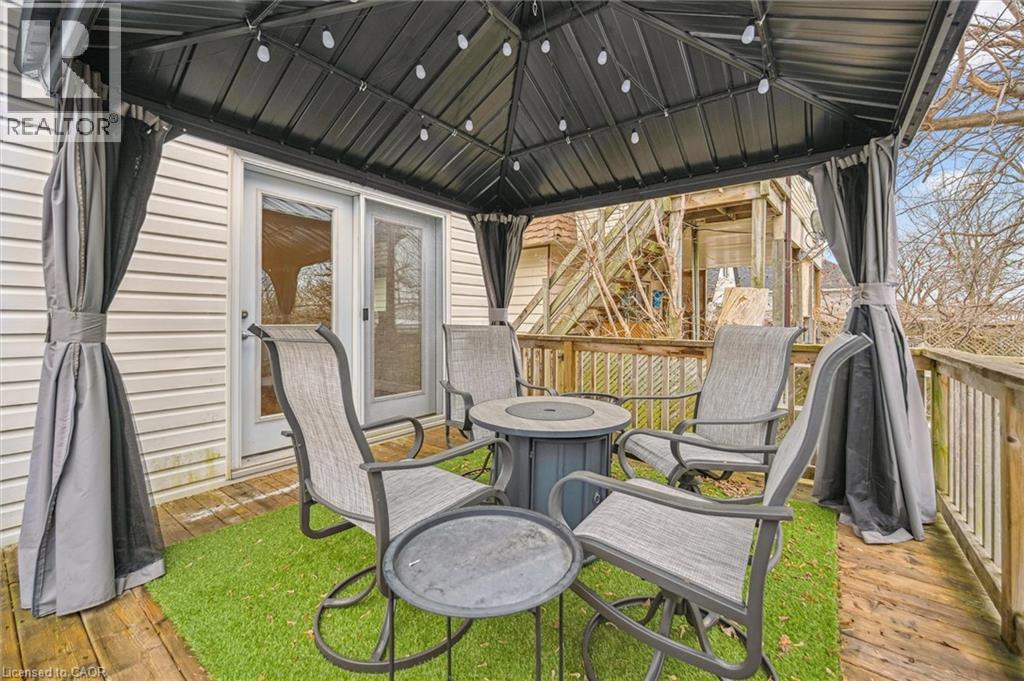 7 Elmwood Avenue, Cambridge, Ontario  N1R 4X7 - Photo 34 - 40798100