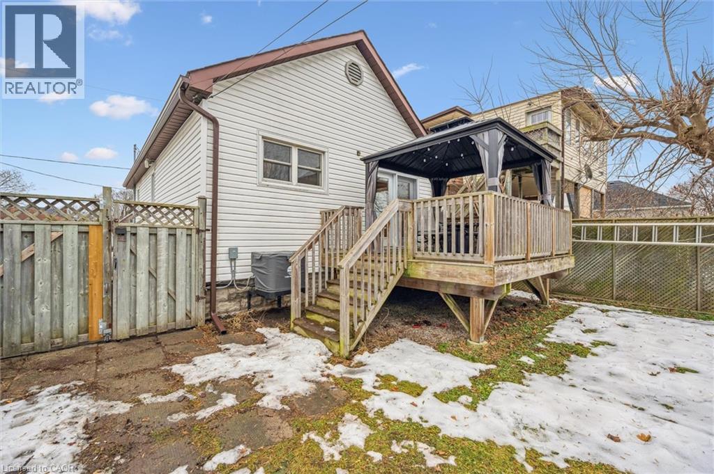 7 Elmwood Avenue, Cambridge, Ontario  N1R 4X7 - Photo 36 - 40798100