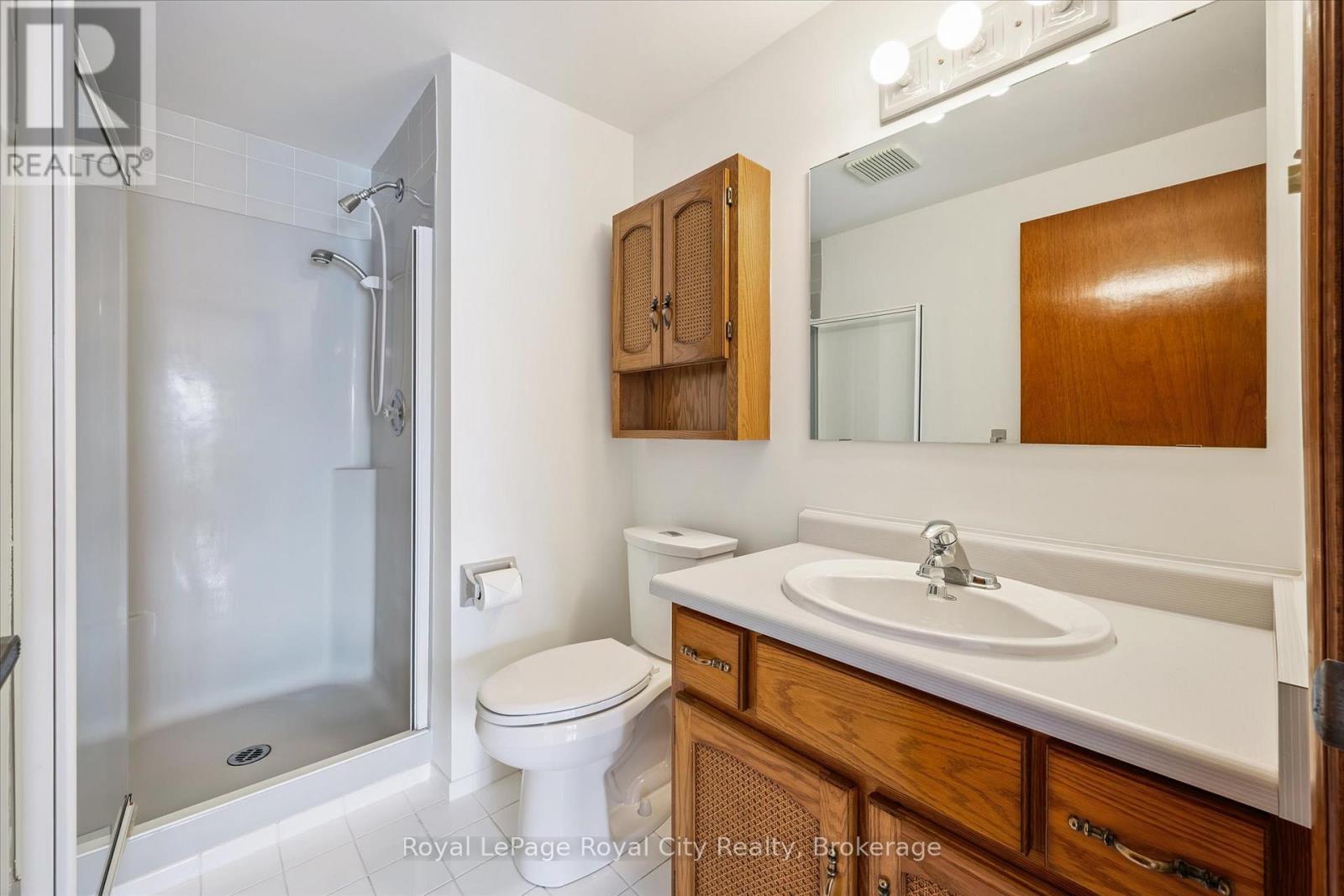 22 Pheasant Run Drive, Guelph (Kortright Hills), Ontario  N1C 1B2 - Photo 22 - X12713354