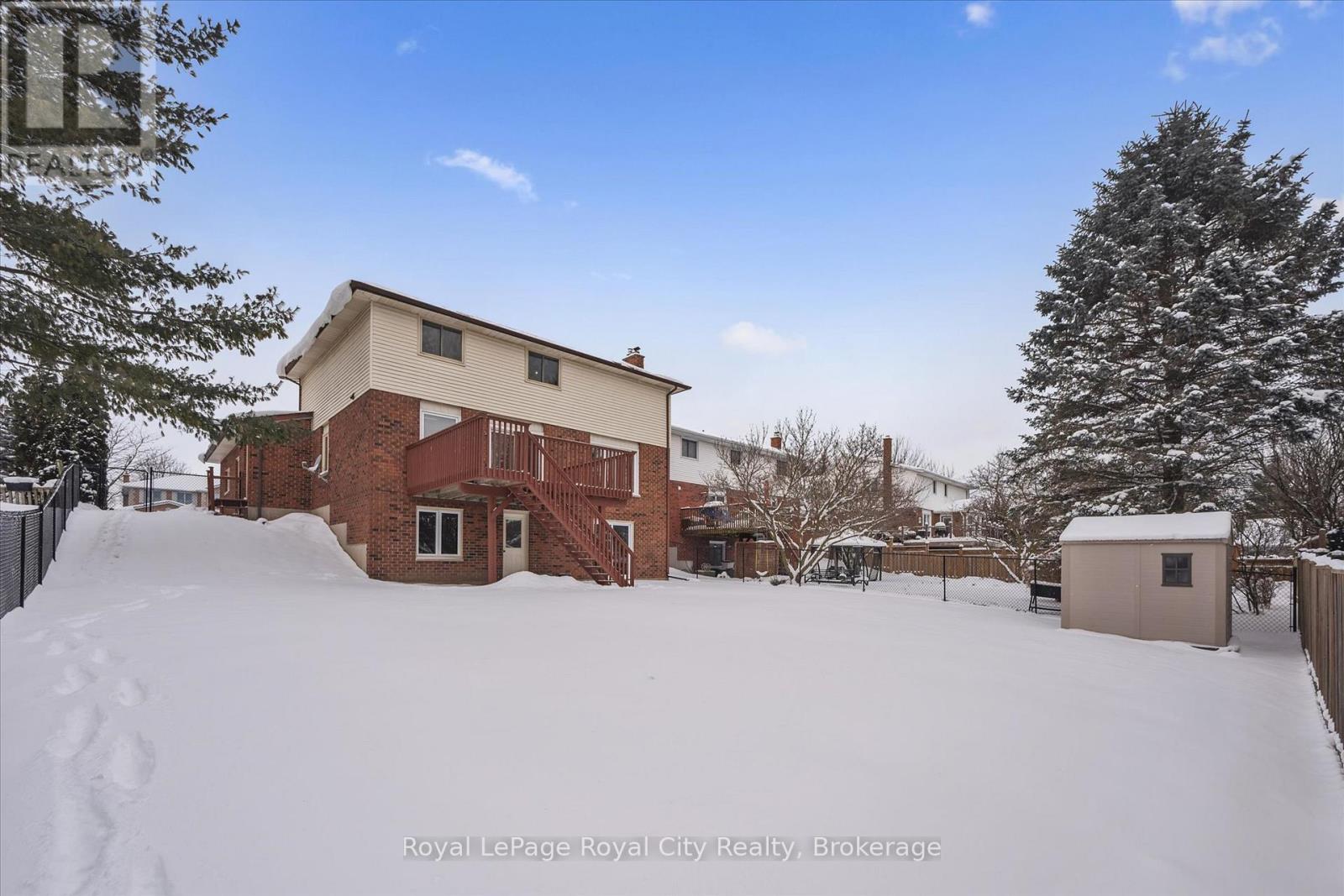 22 Pheasant Run Drive, Guelph (Kortright Hills), Ontario  N1C 1B2 - Photo 34 - X12713354