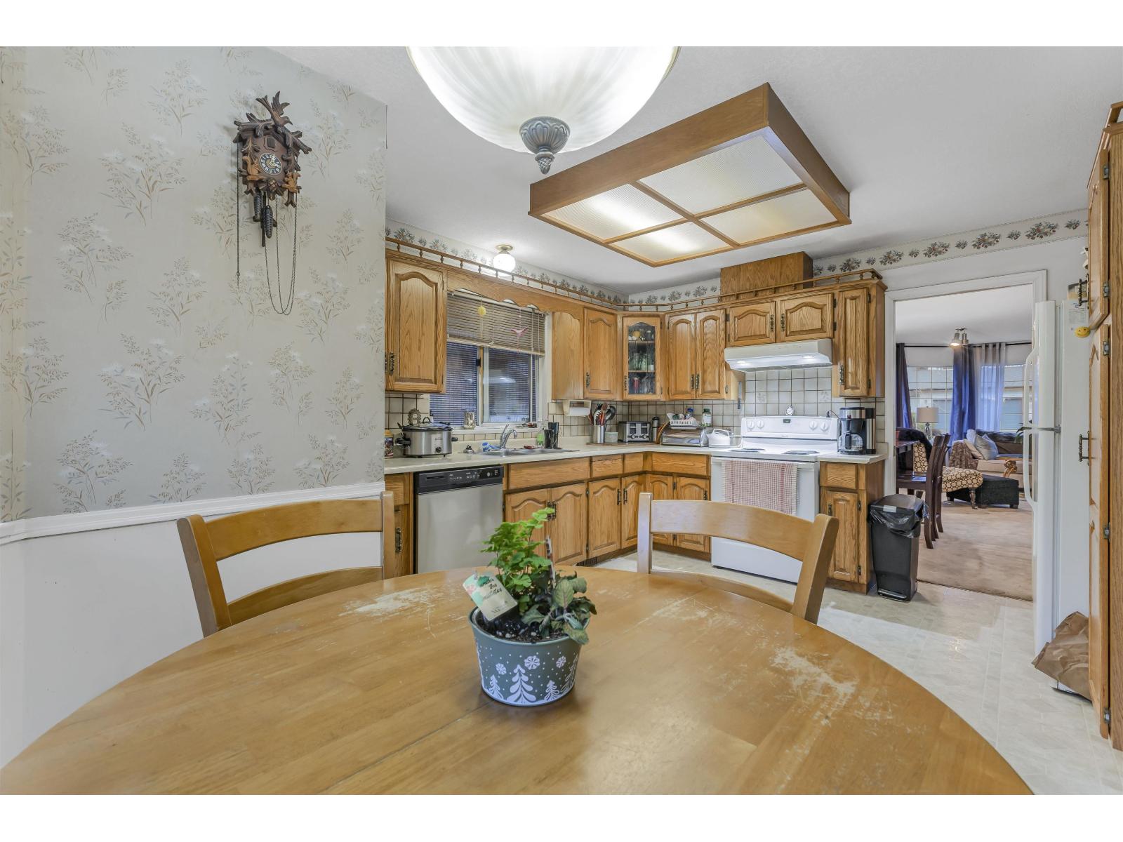 15482 92a Avenue, Surrey, British Columbia  V3R 9B1 - Photo 12 - R3080906