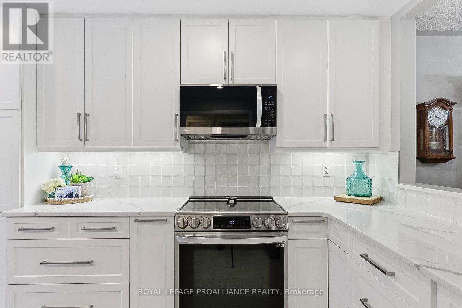 526 Wilson Road, Cobourg, Ontario  K9A 5P7 - Photo 12 - X12713452