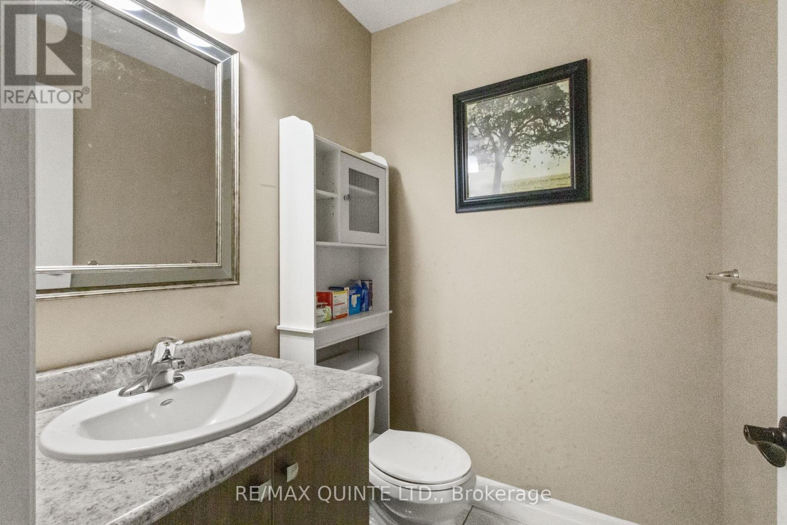 50 Cortland Crescent, Quinte West (Murray Ward), Ontario  K8V 0E9 - Photo 7 - X12713480