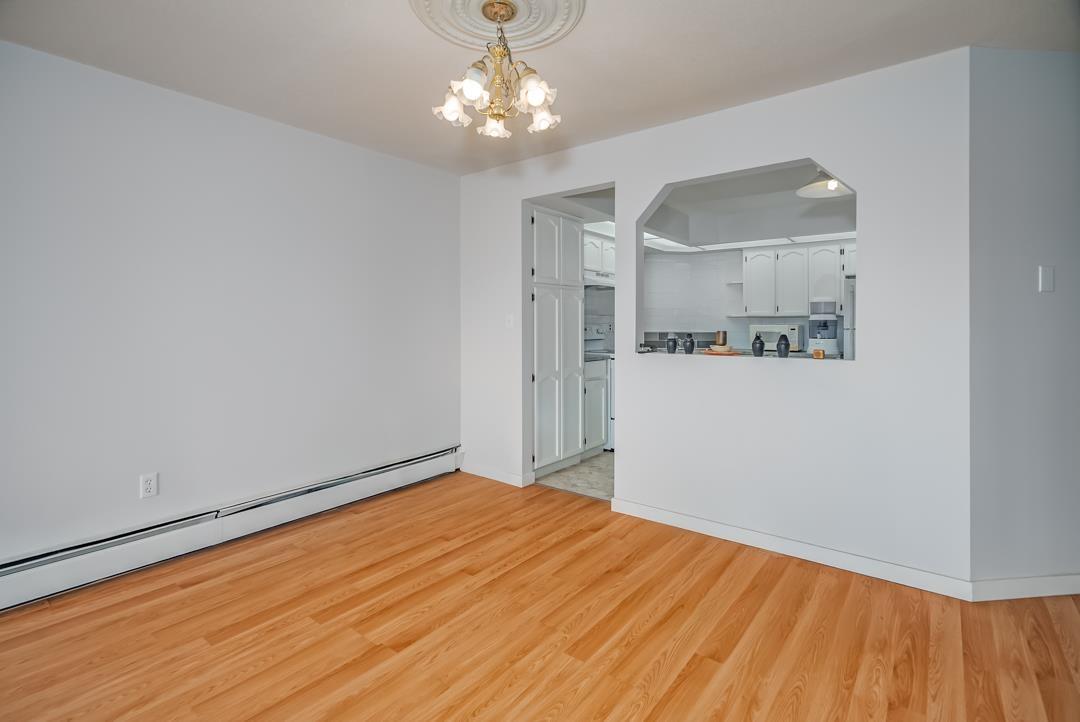 215 31930 Old Yale Road, Abbotsford, British Columbia  V2T 2C7 - Photo 9 - R3080571