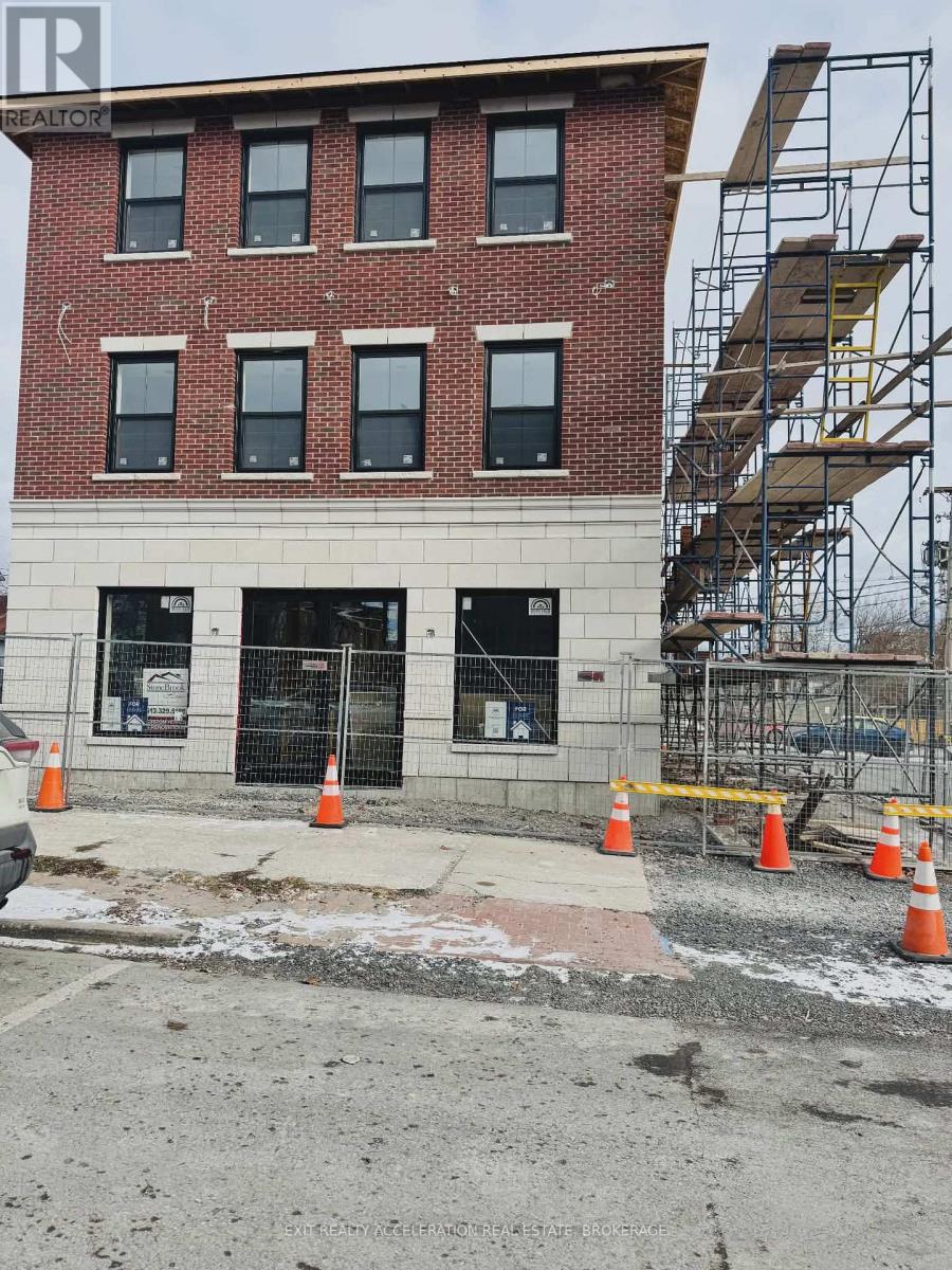 E - 115 JOHN STREET, greater napanee (greater napanee), Ontario