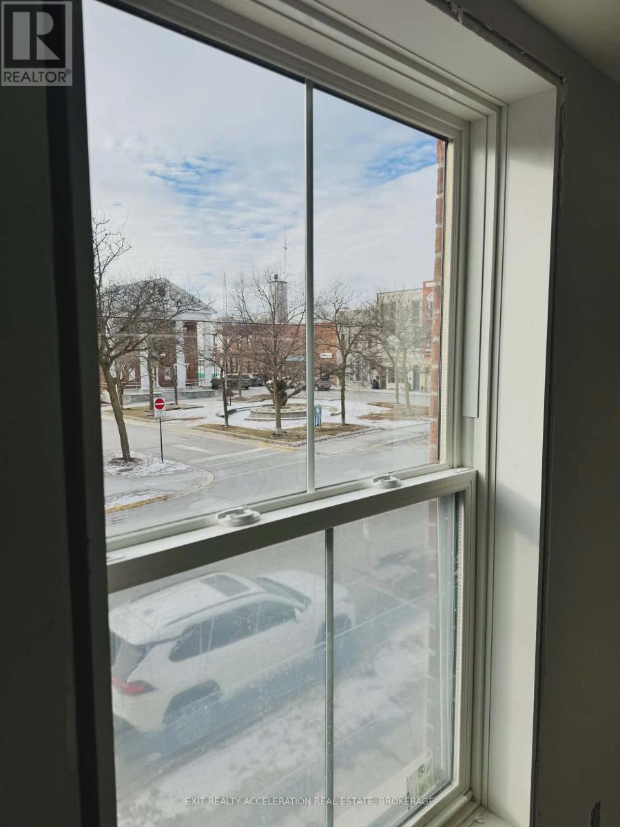 E - 115 John Street, Greater Napanee (Greater Napanee), Ontario  K7R 1R1 - Photo 7 - X12713408