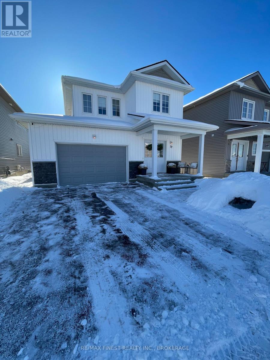 37 Brennan Crescent, Loyalist (Odessa), Ontario  K0H 2H0 - Photo 3 - X12713440