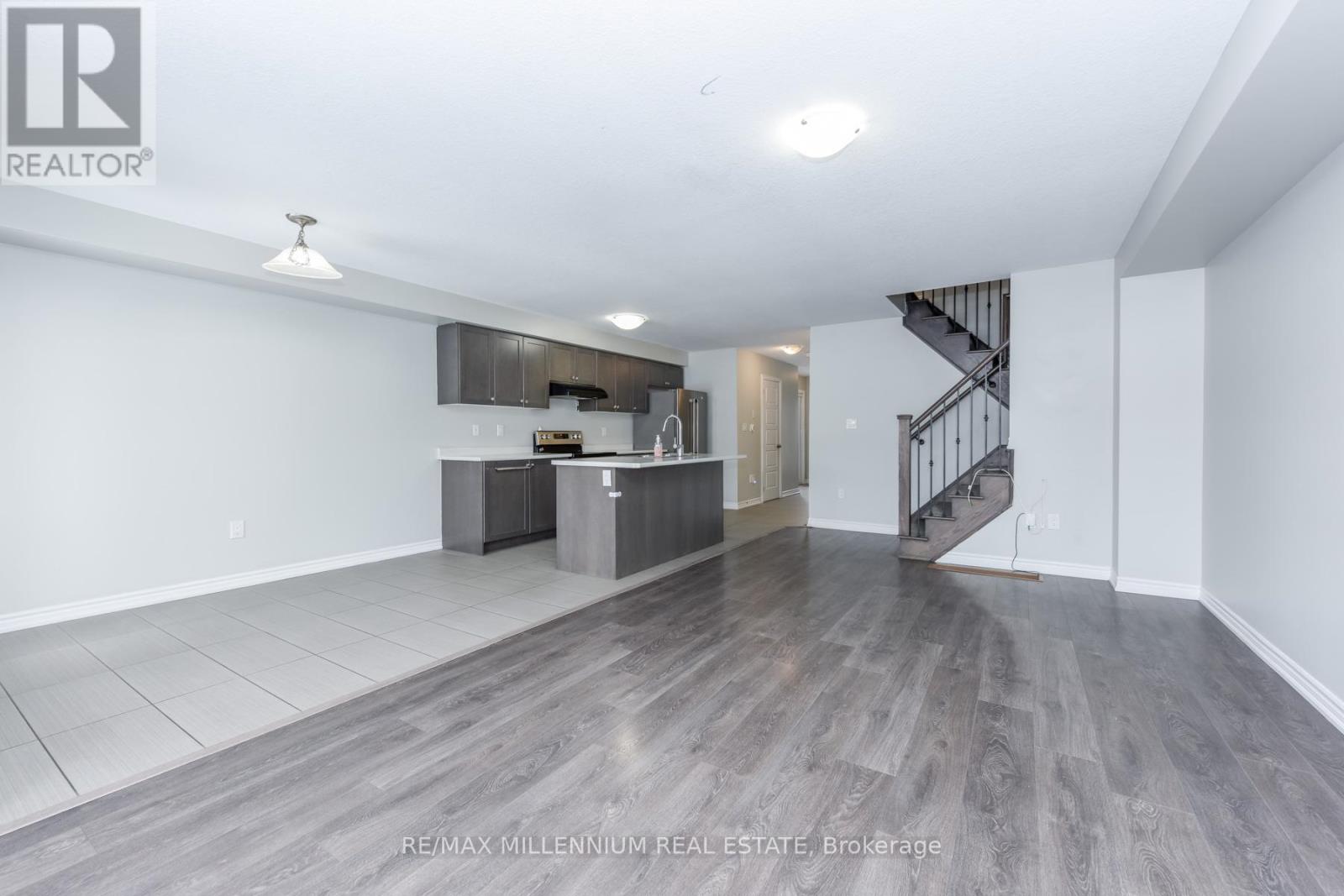 13 Hedges Crescent, Hamilton, Ontario  L8J 0K8 - Photo 11 - X12713226