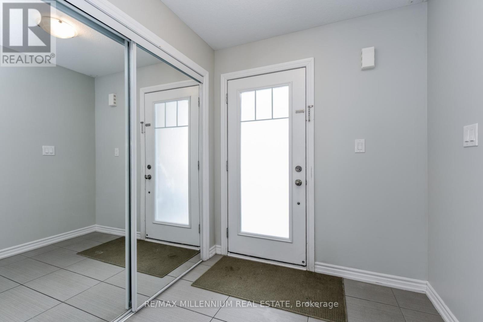 13 Hedges Crescent, Hamilton, Ontario  L8J 0K8 - Photo 7 - X12713226