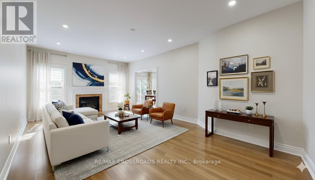 8 Roberson Drive, Ajax, Ontario  L1T 3Y6 - Photo 4 - E12712092