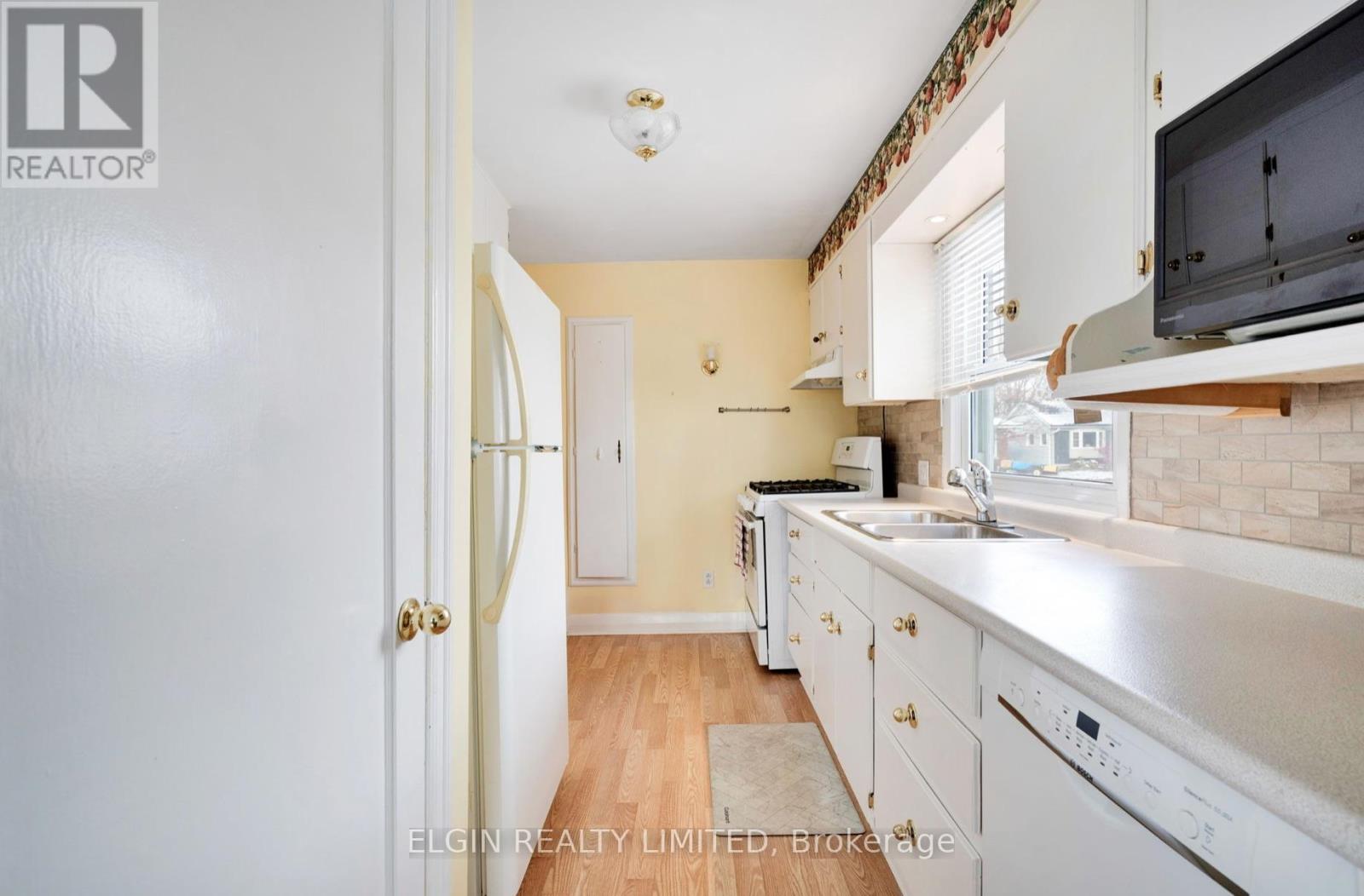 161 Chestnut Street, St. Thomas, Ontario  N5R 2B3 - Photo 15 - X12713512