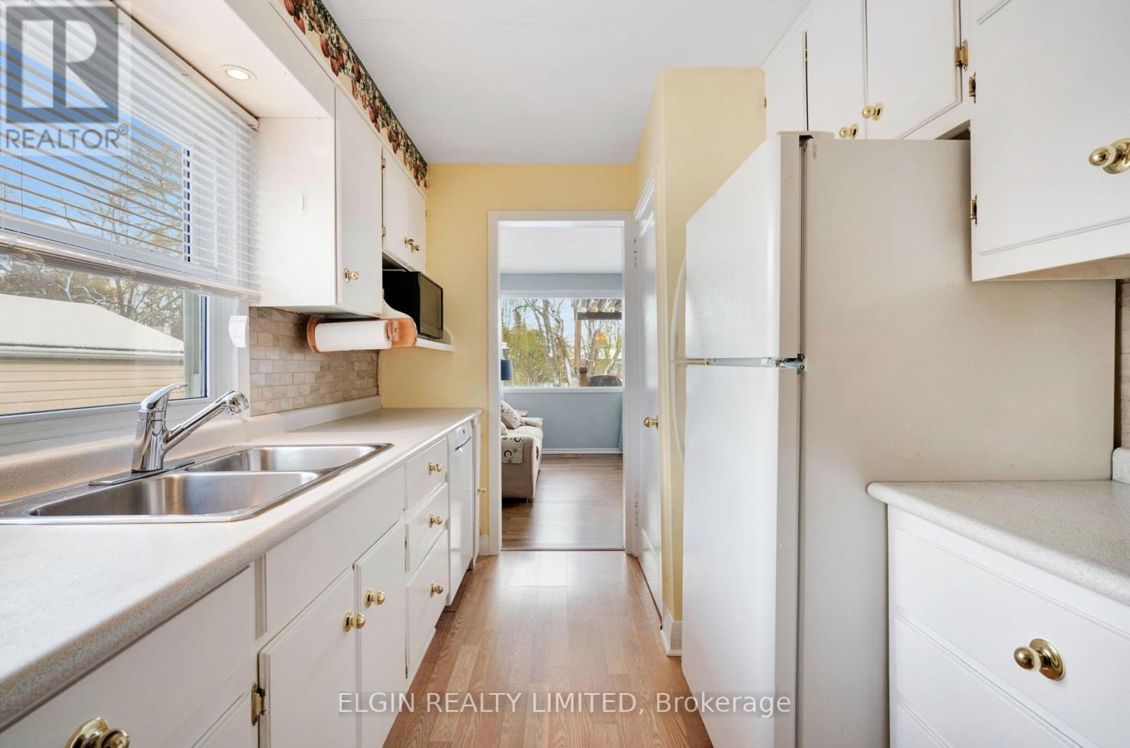 161 Chestnut Street, St. Thomas, Ontario  N5R 2B3 - Photo 18 - X12713512