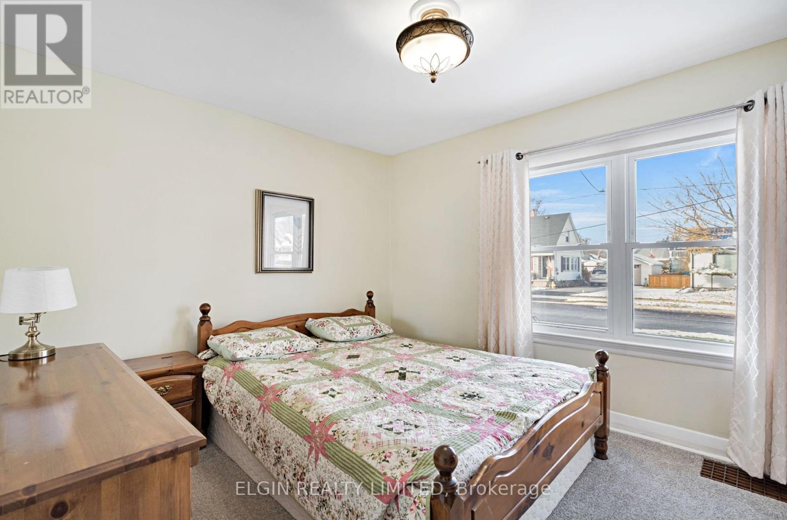 161 Chestnut Street, St. Thomas, Ontario  N5R 2B3 - Photo 19 - X12713512