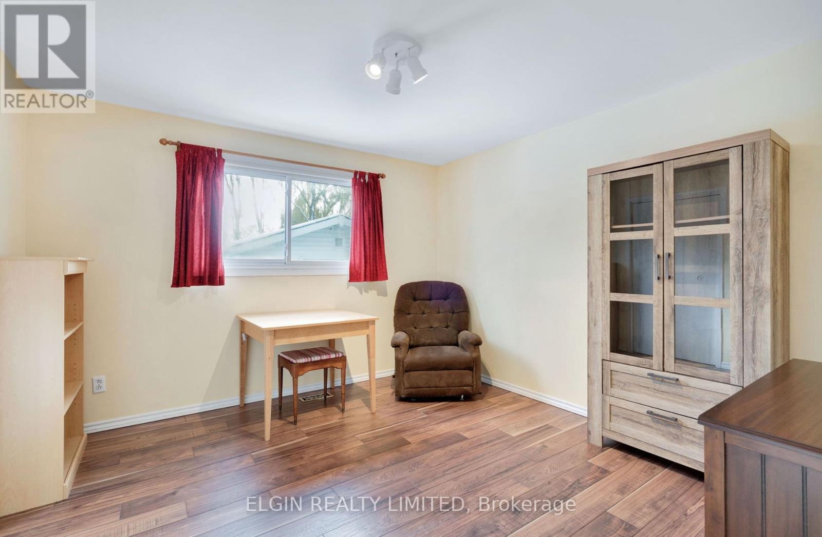 161 Chestnut Street, St. Thomas, Ontario  N5R 2B3 - Photo 23 - X12713512