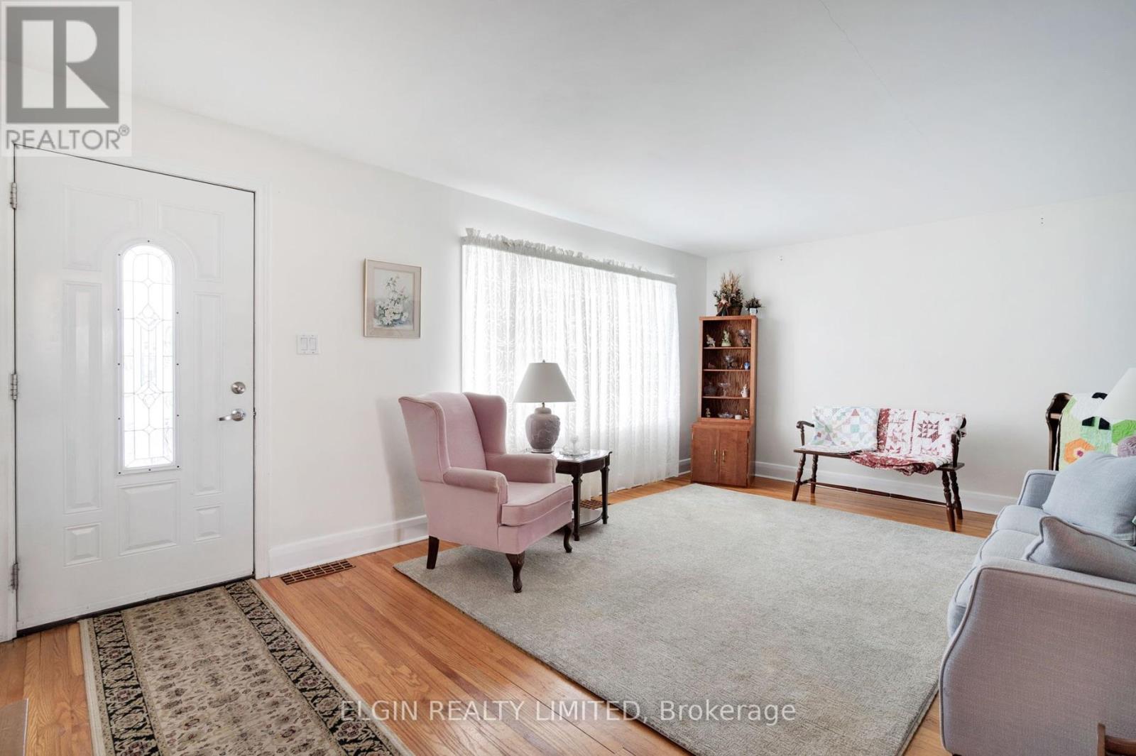 161 Chestnut Street, St. Thomas, Ontario  N5R 2B3 - Photo 3 - X12713512