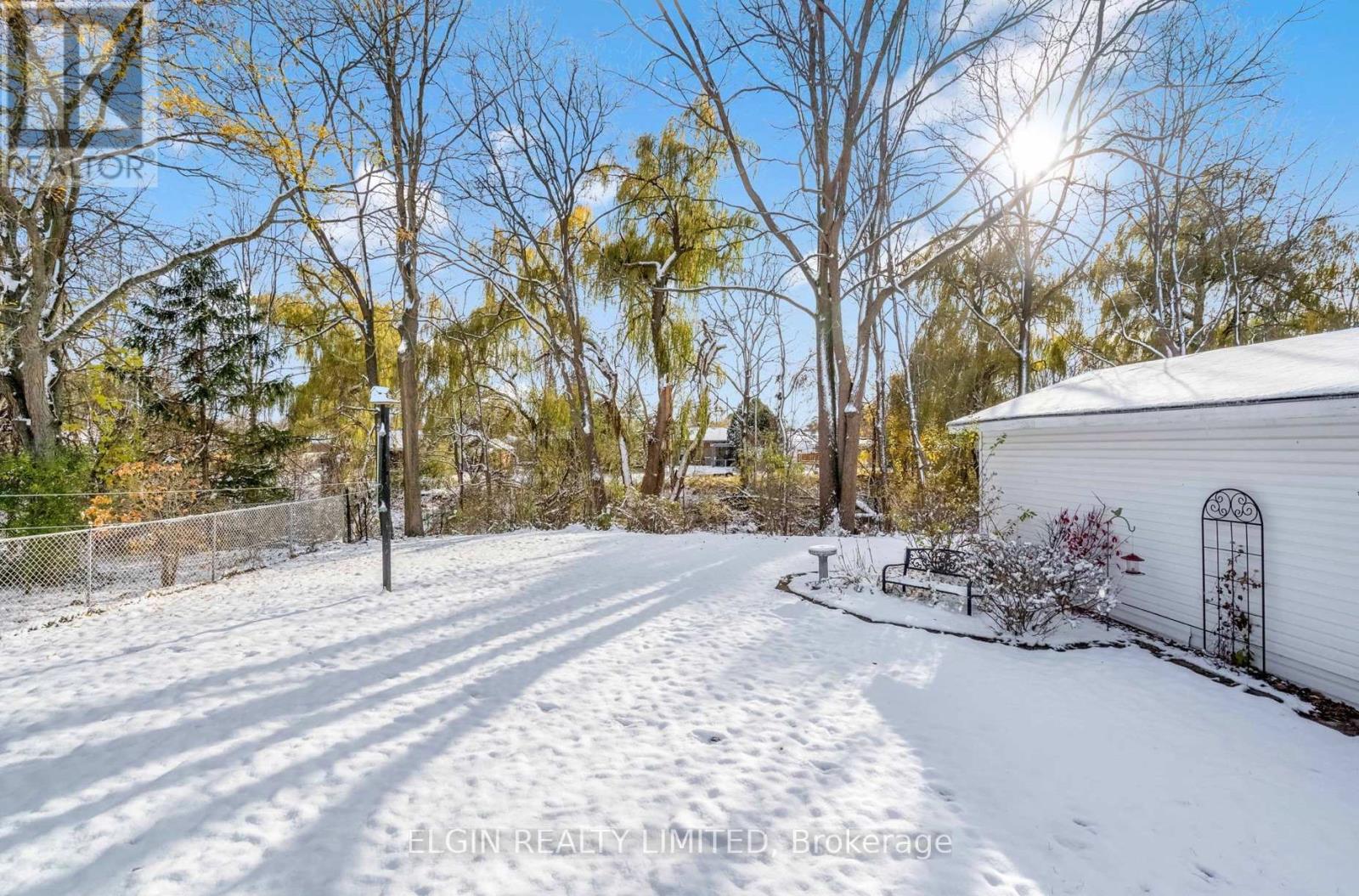 161 Chestnut Street, St. Thomas, Ontario  N5R 2B3 - Photo 34 - X12713512