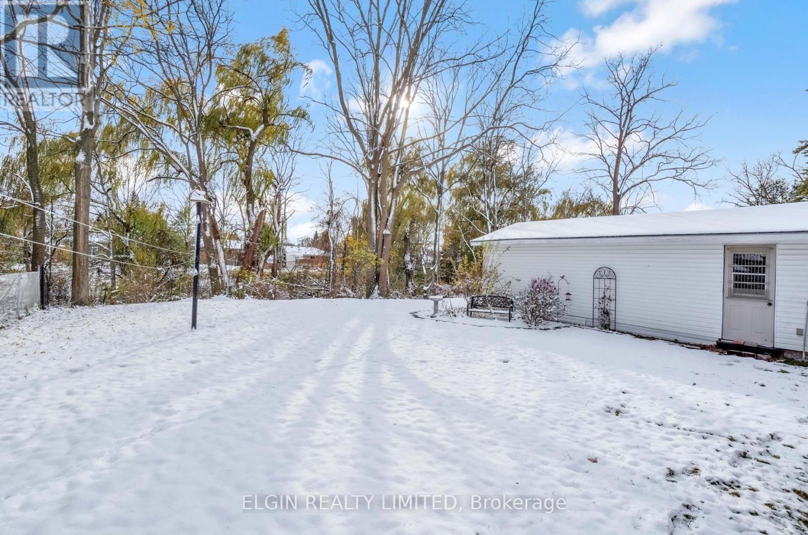 161 Chestnut Street, St. Thomas, Ontario  N5R 2B3 - Photo 36 - X12713512