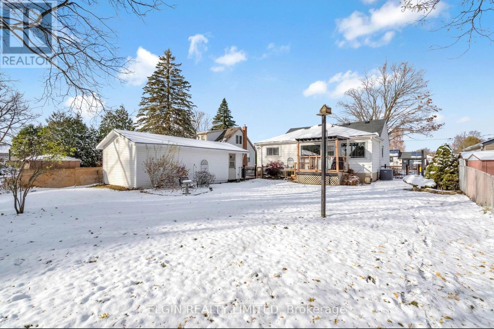 161 Chestnut Street, St. Thomas, Ontario  N5R 2B3 - Photo 37 - X12713512