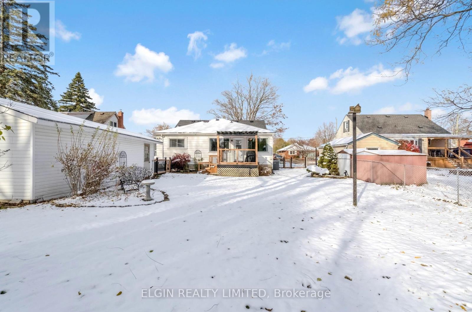 161 Chestnut Street, St. Thomas, Ontario  N5R 2B3 - Photo 38 - X12713512