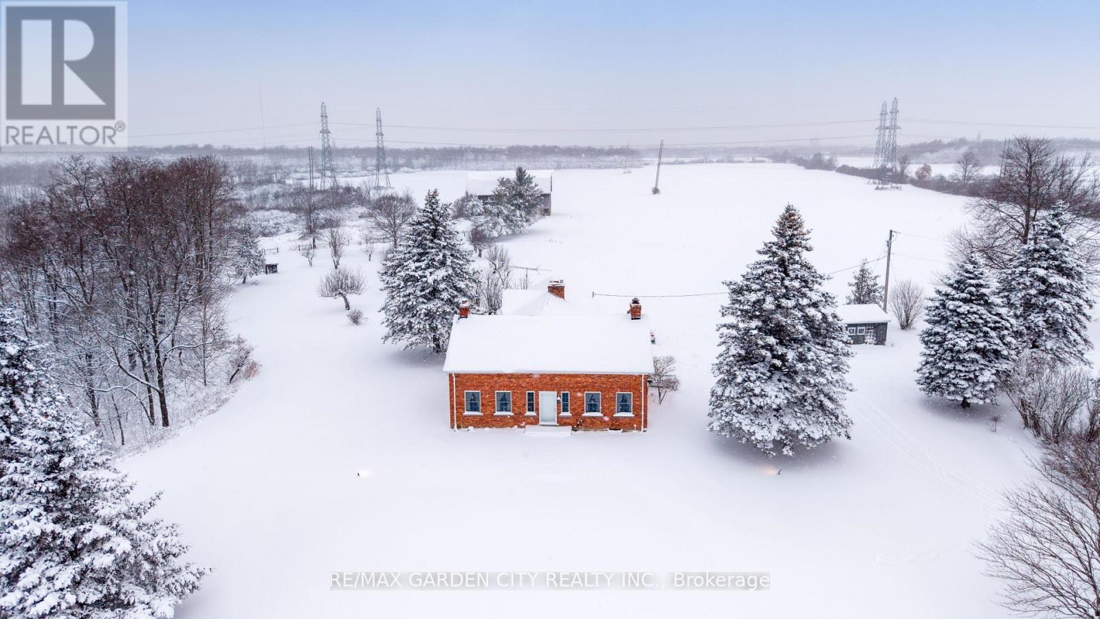 2432 Seburn Road, Thorold, Ontario  L0S 1E6 - Photo 1 - X12458445