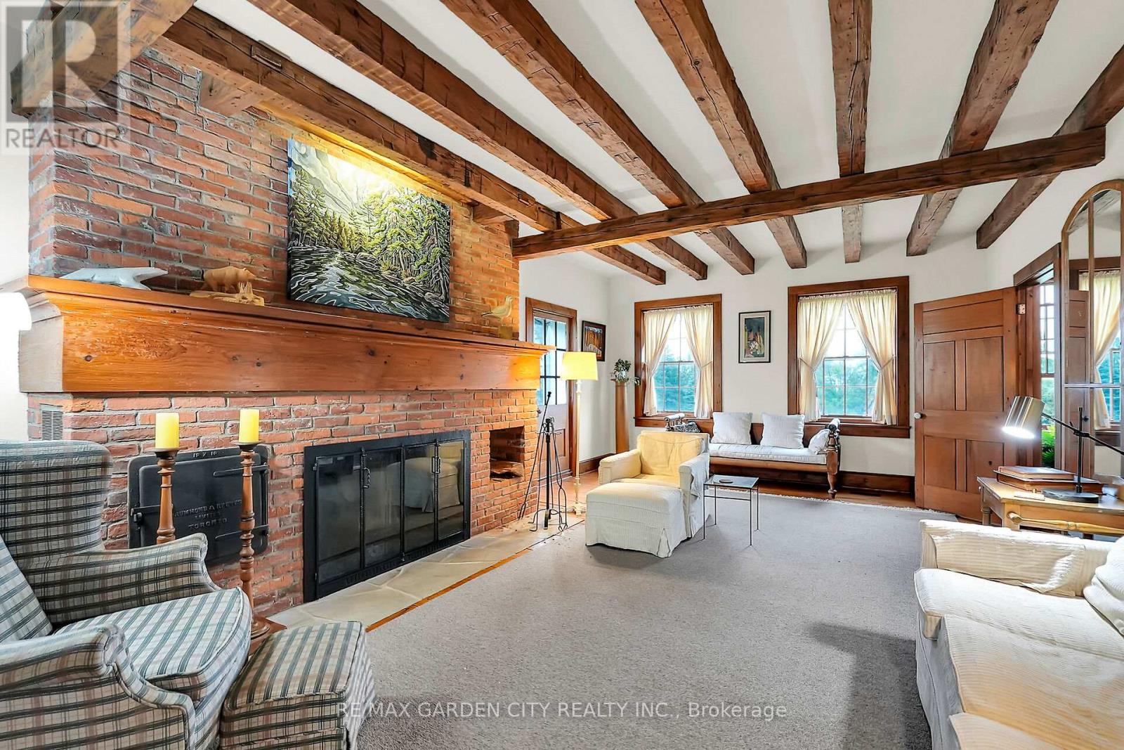 2432 Seburn Road, Thorold, Ontario  L0S 1E6 - Photo 9 - X12458445