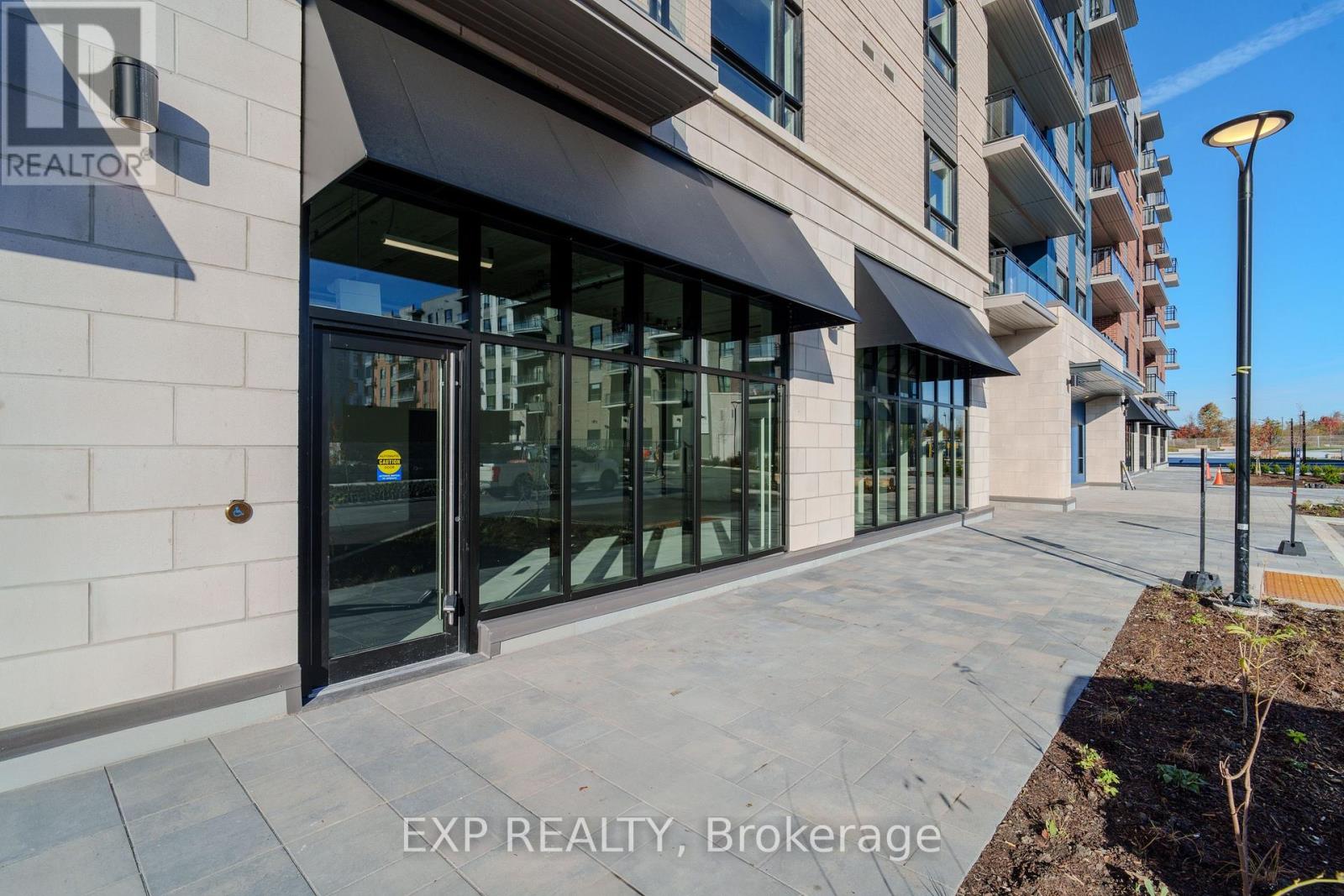 106 - 393 Codd's Road, Ottawa, Ontario  K1K 2G8 - Photo 2 - X12713516