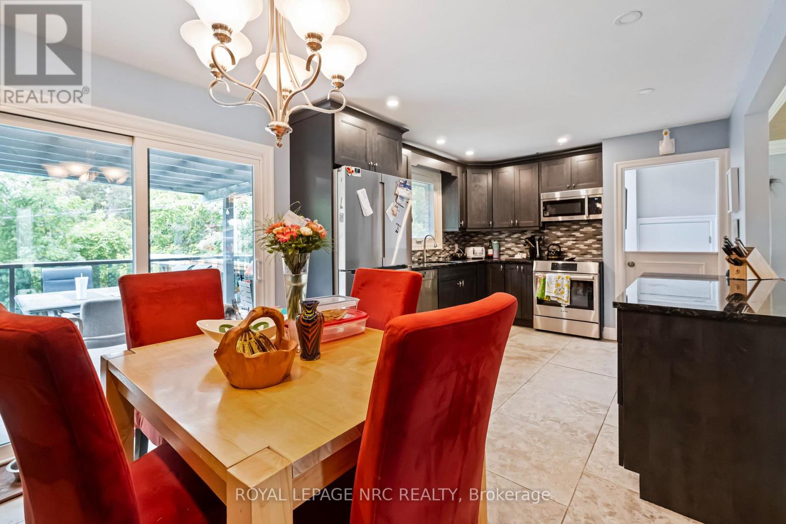 9 Cartier Drive, St. Catharines (Vine/linwell), Ontario  L2M 2E5 - Photo 15 - X12713410